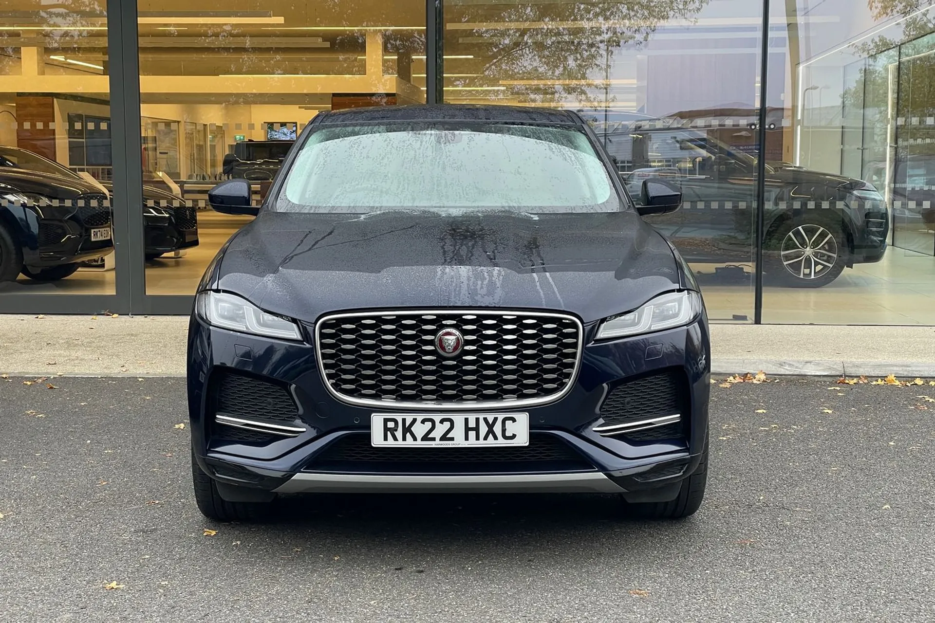 Jaguar F-PACE thumbnail image number 6