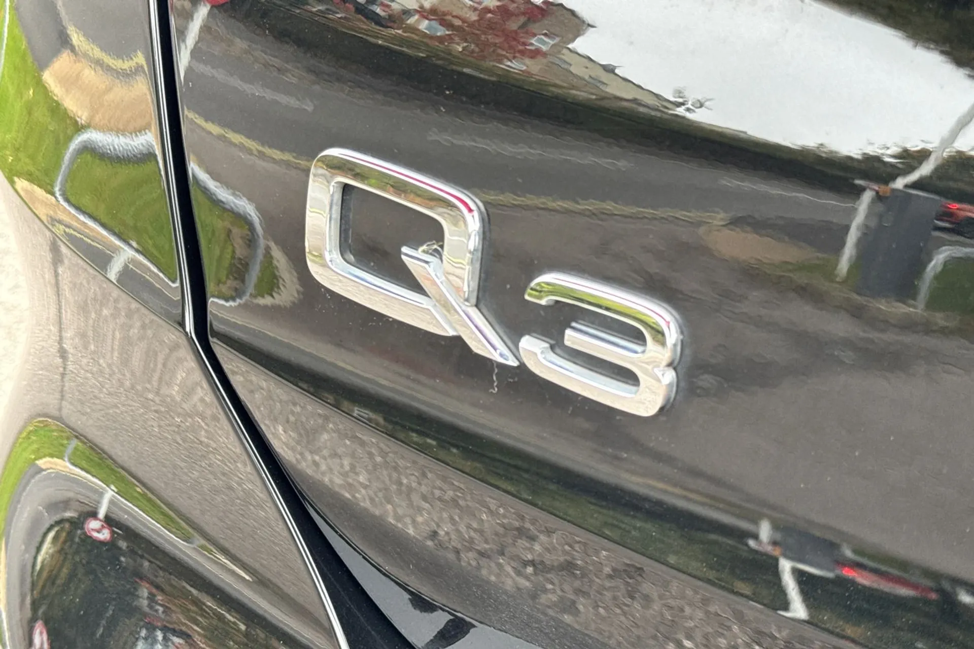 Audi Q3 thumbnail image number 49