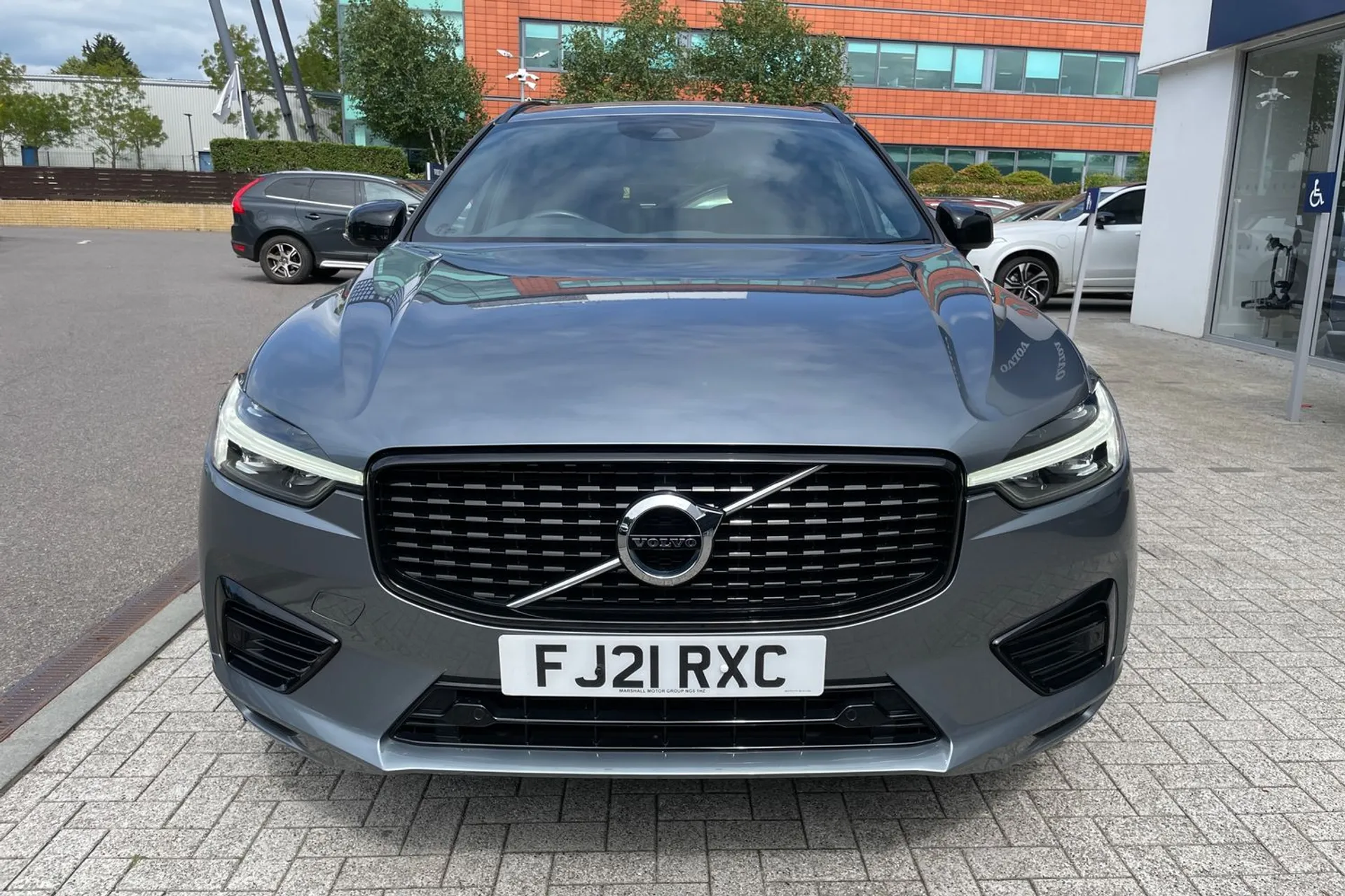 Volvo XC60 thumbnail image number 12