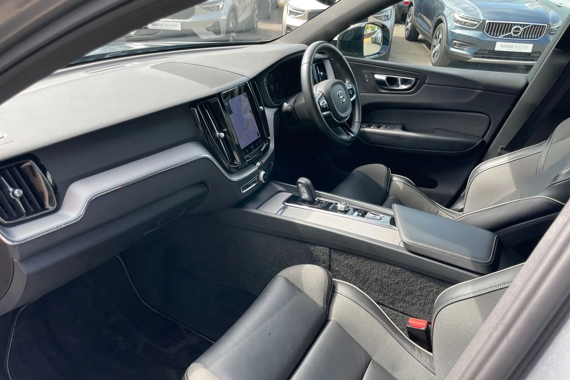 Volvo XC60 thumbnail image number 26