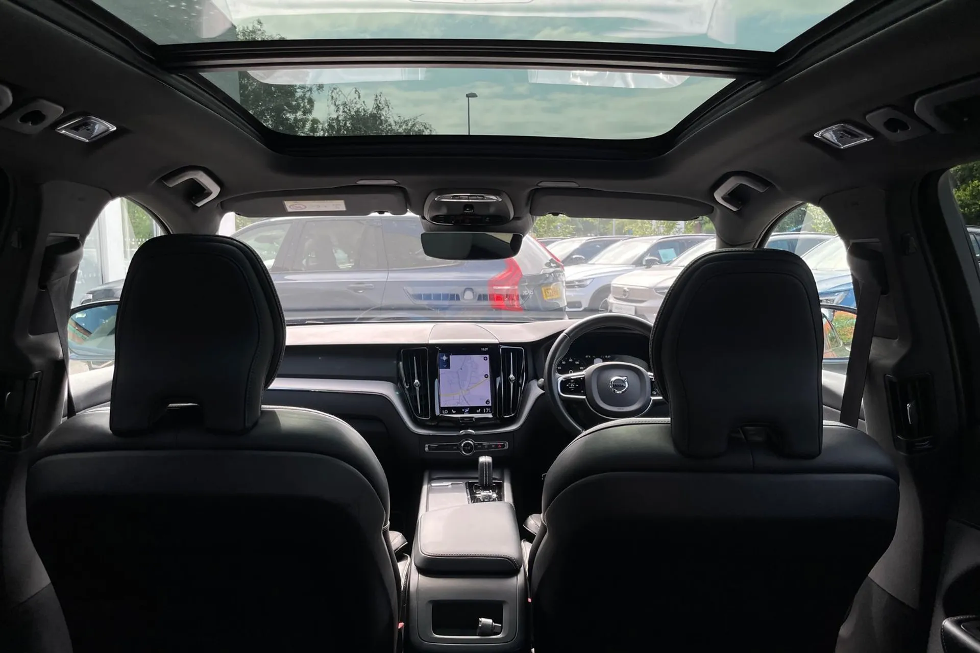 Volvo XC60 thumbnail image number 21