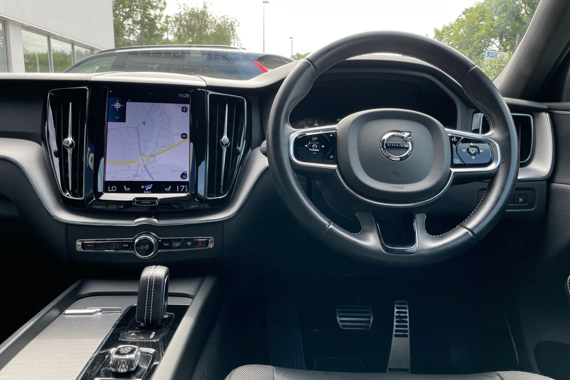 Volvo XC60 thumbnail image number 33