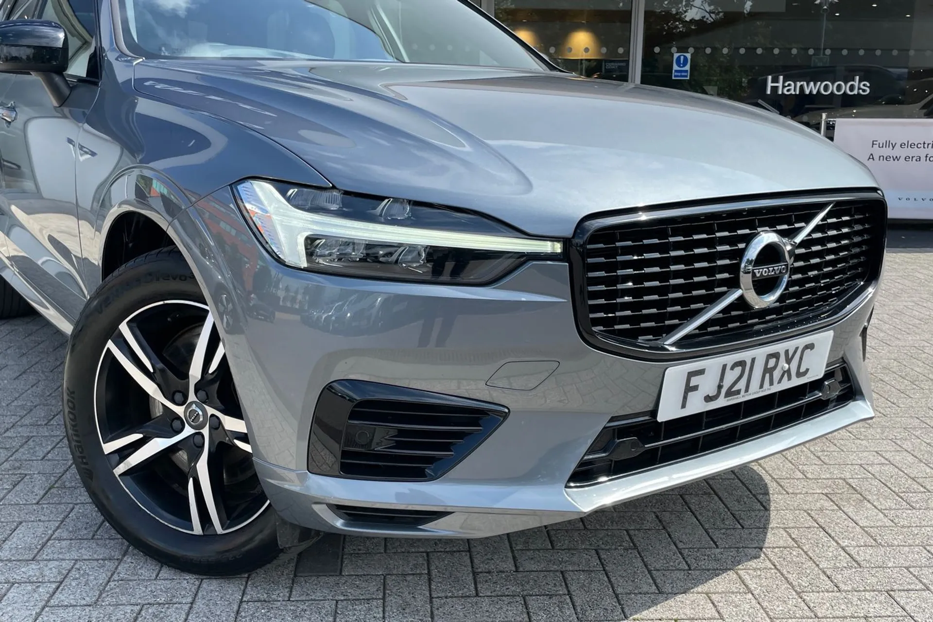 Volvo XC60 thumbnail image number 6
