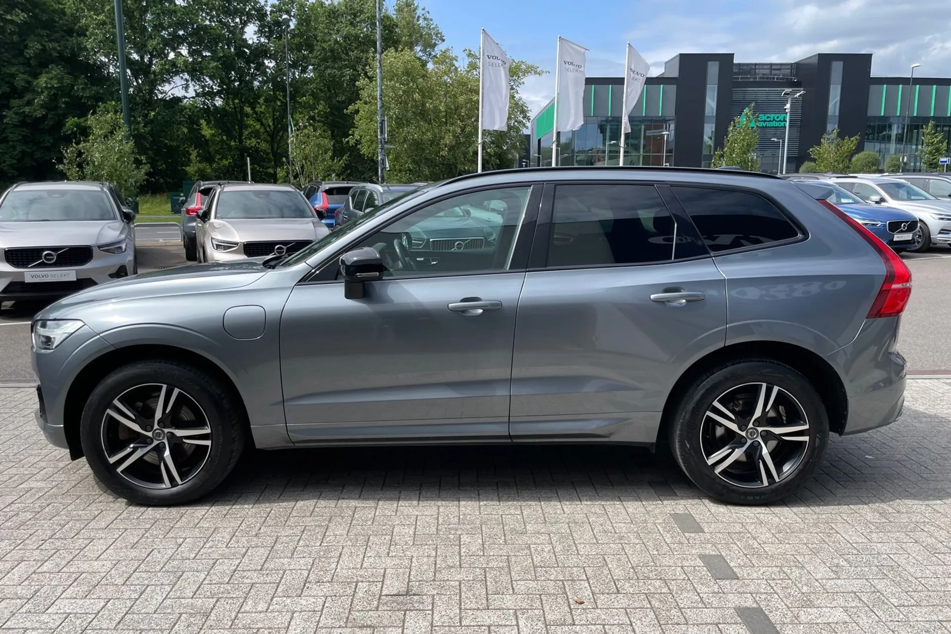 Volvo XC60 thumbnail image number 10