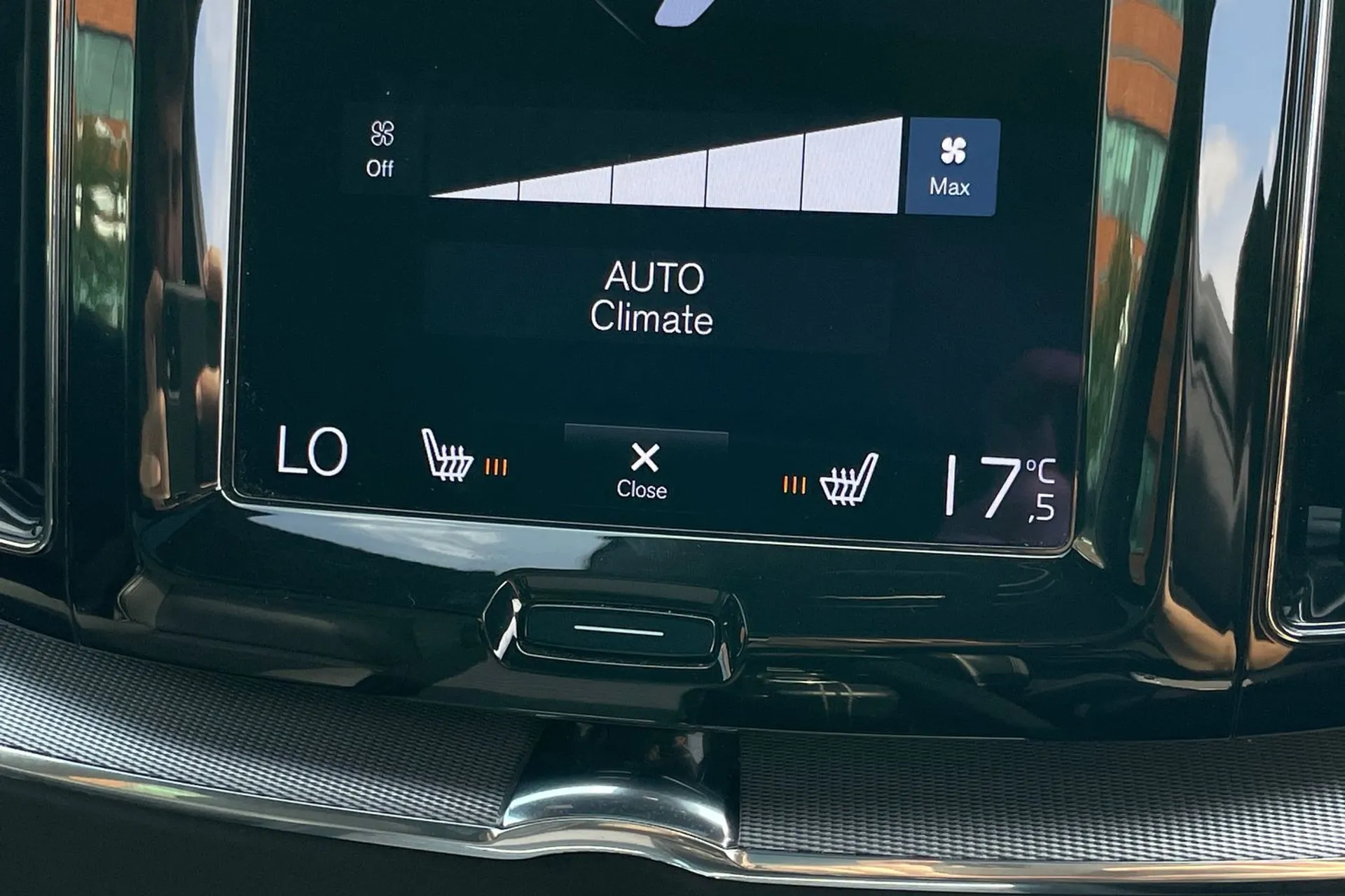 Volvo XC60 thumbnail image number 39