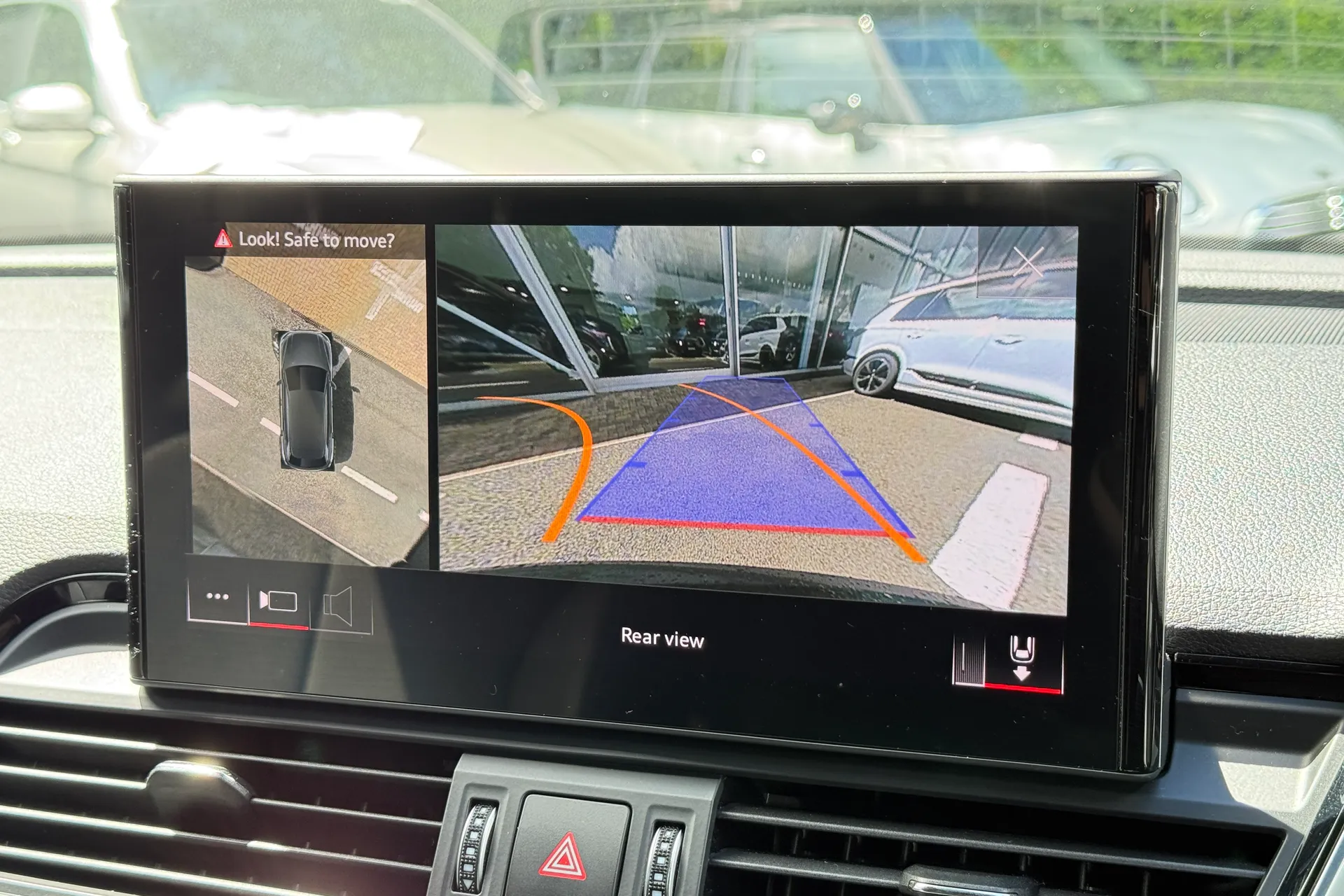 Audi Q5 thumbnail image number 4