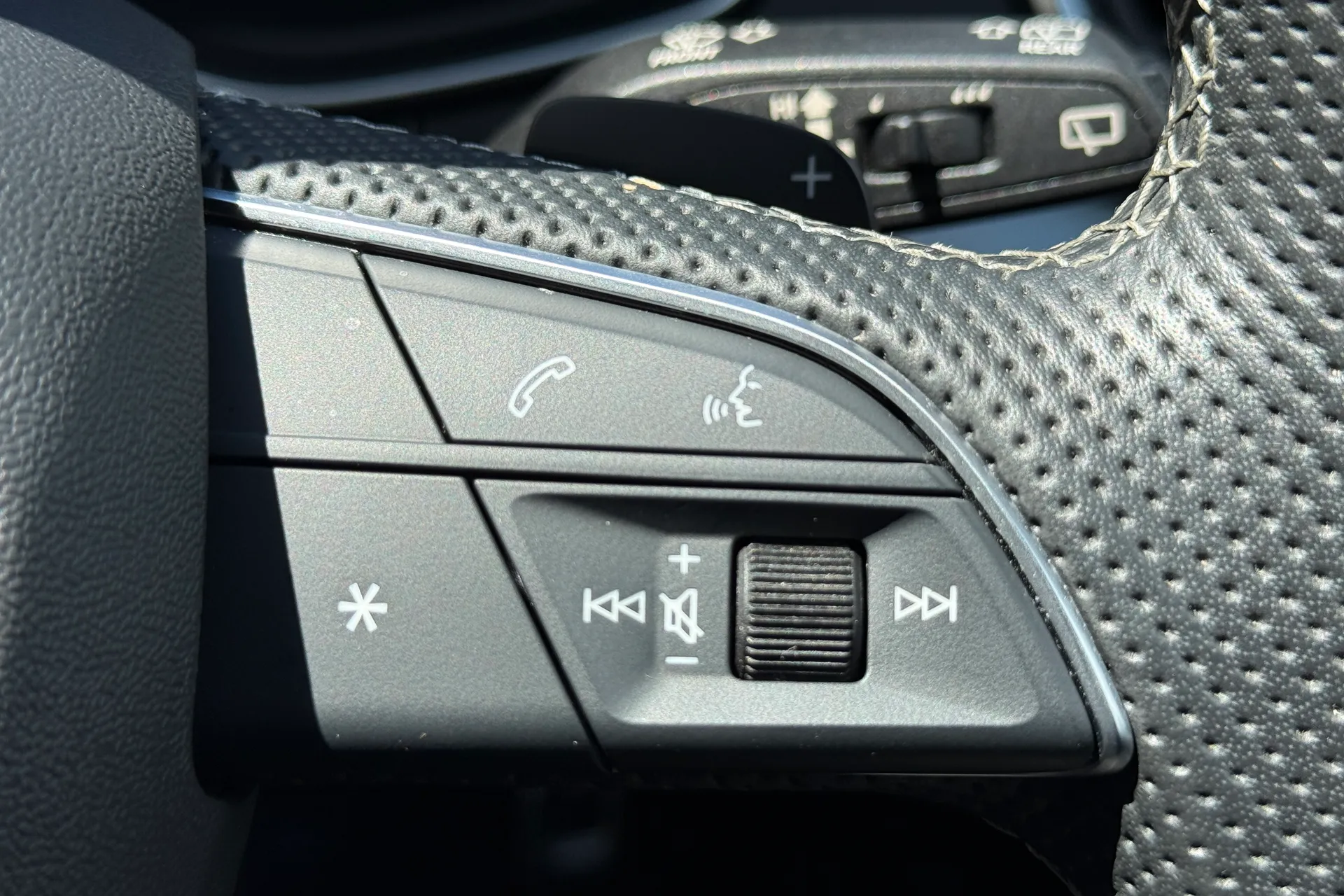 Audi Q5 thumbnail image number 27
