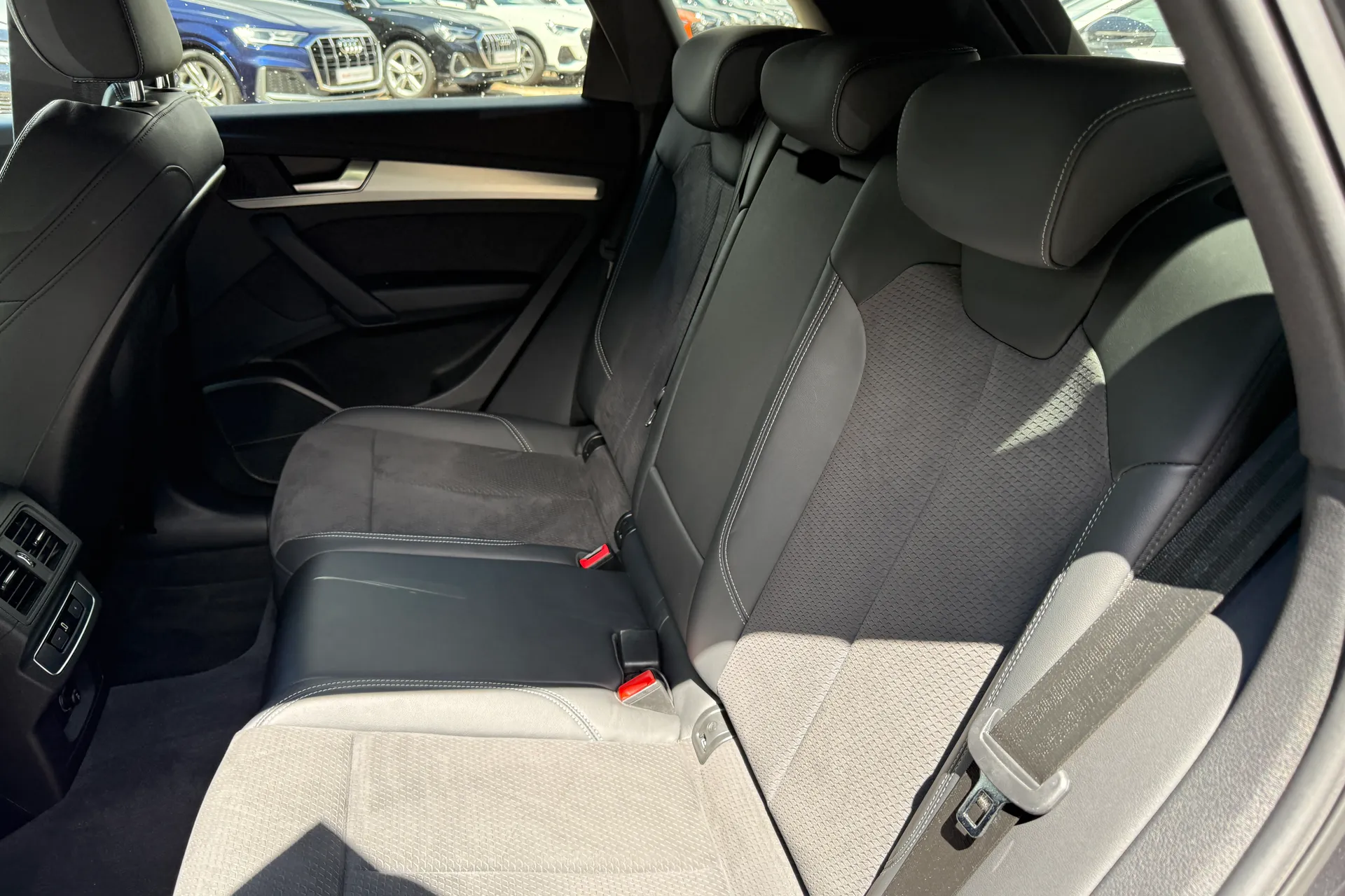 Audi Q5 thumbnail image number 52