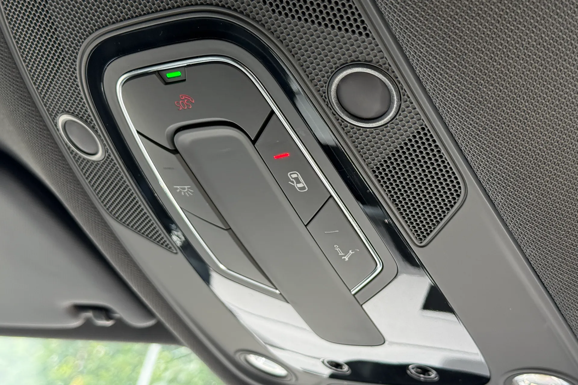 Audi Q5 thumbnail image number 19