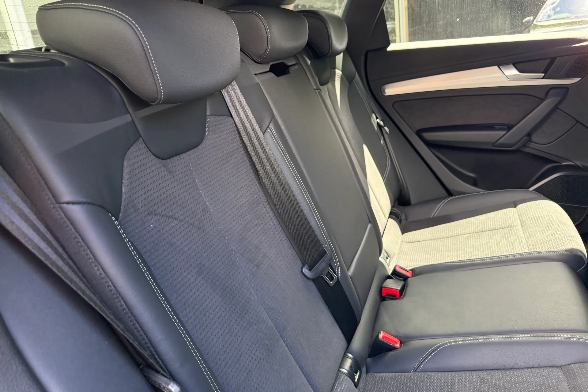 Audi Q5 thumbnail image number 36