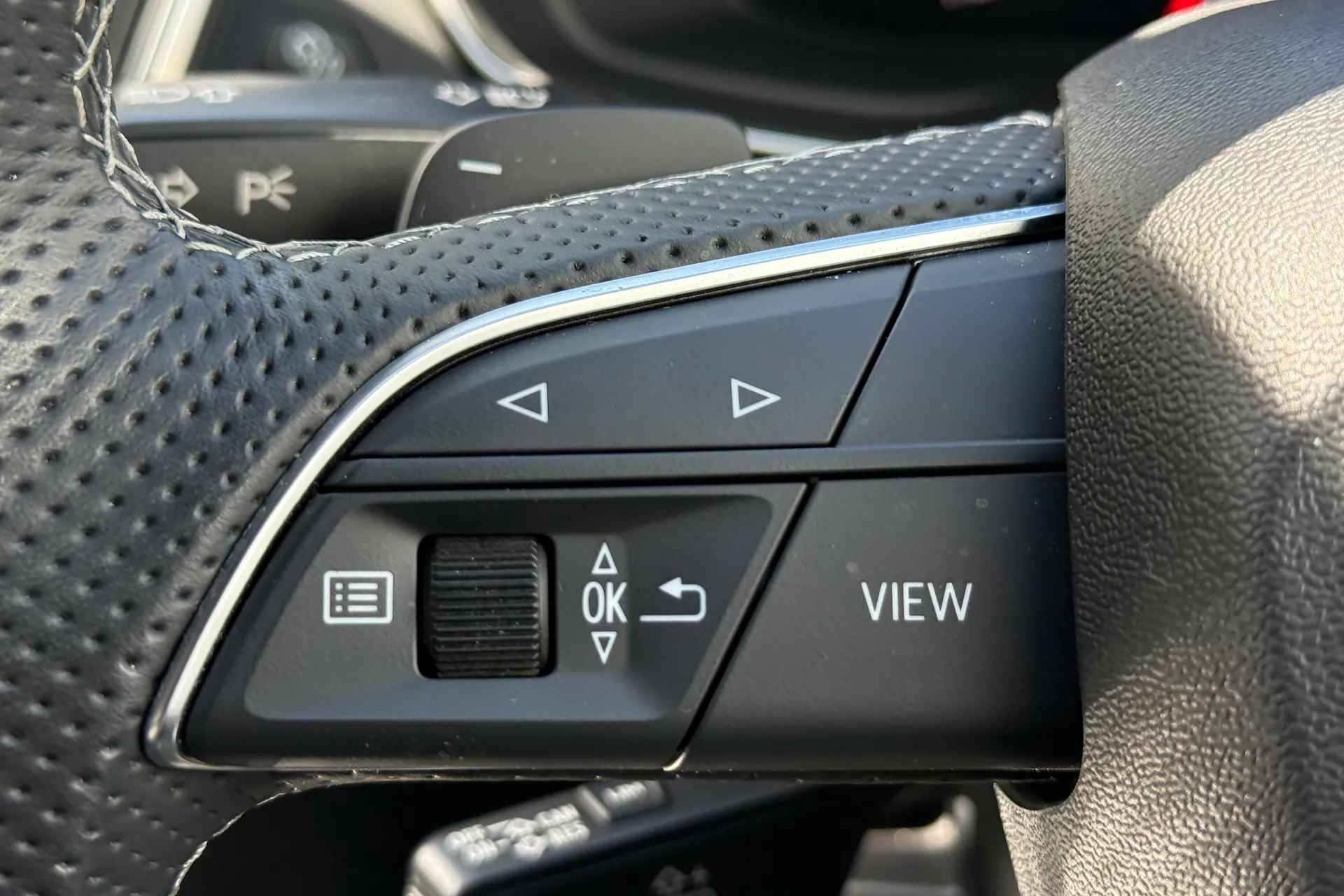 Audi Q5 thumbnail image number 26