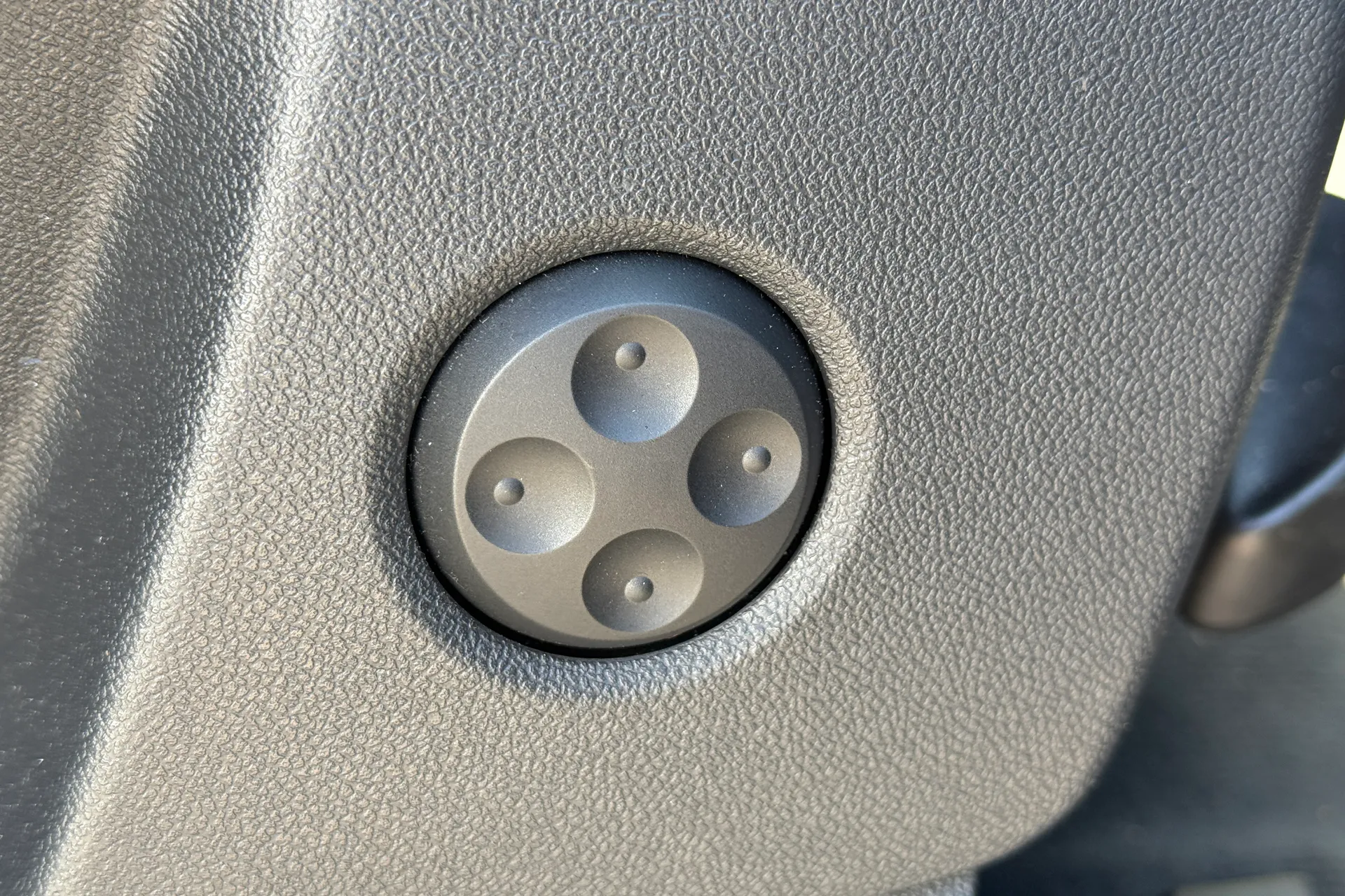 Audi Q5 thumbnail image number 33