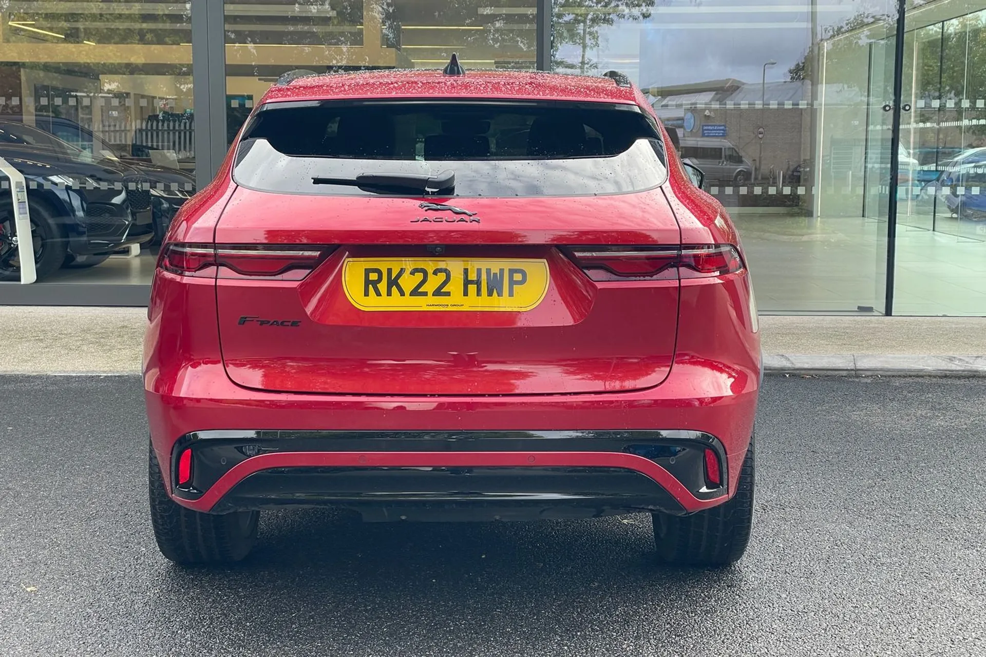 Jaguar F-PACE thumbnail image number 8