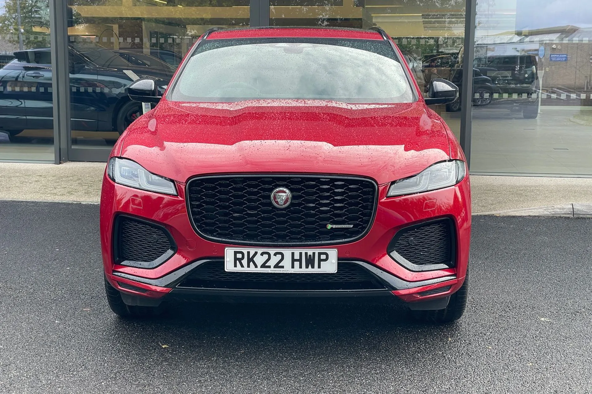 Jaguar F-PACE thumbnail image number 6