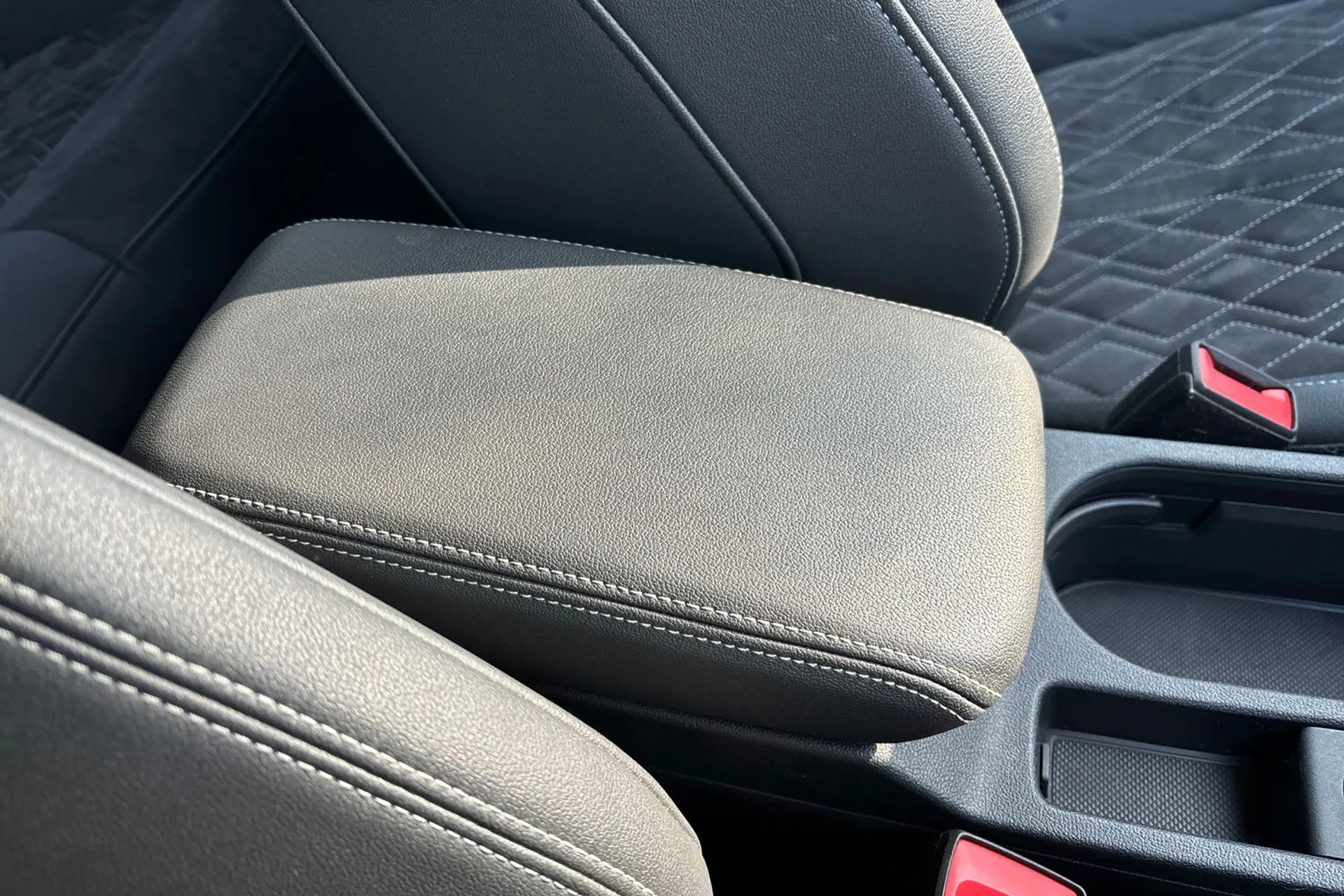 Audi A3 thumbnail image number 41