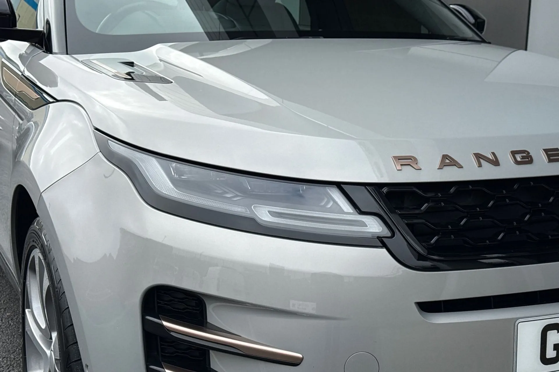 LAND ROVER RANGE ROVER EVOQUE thumbnail image number 23