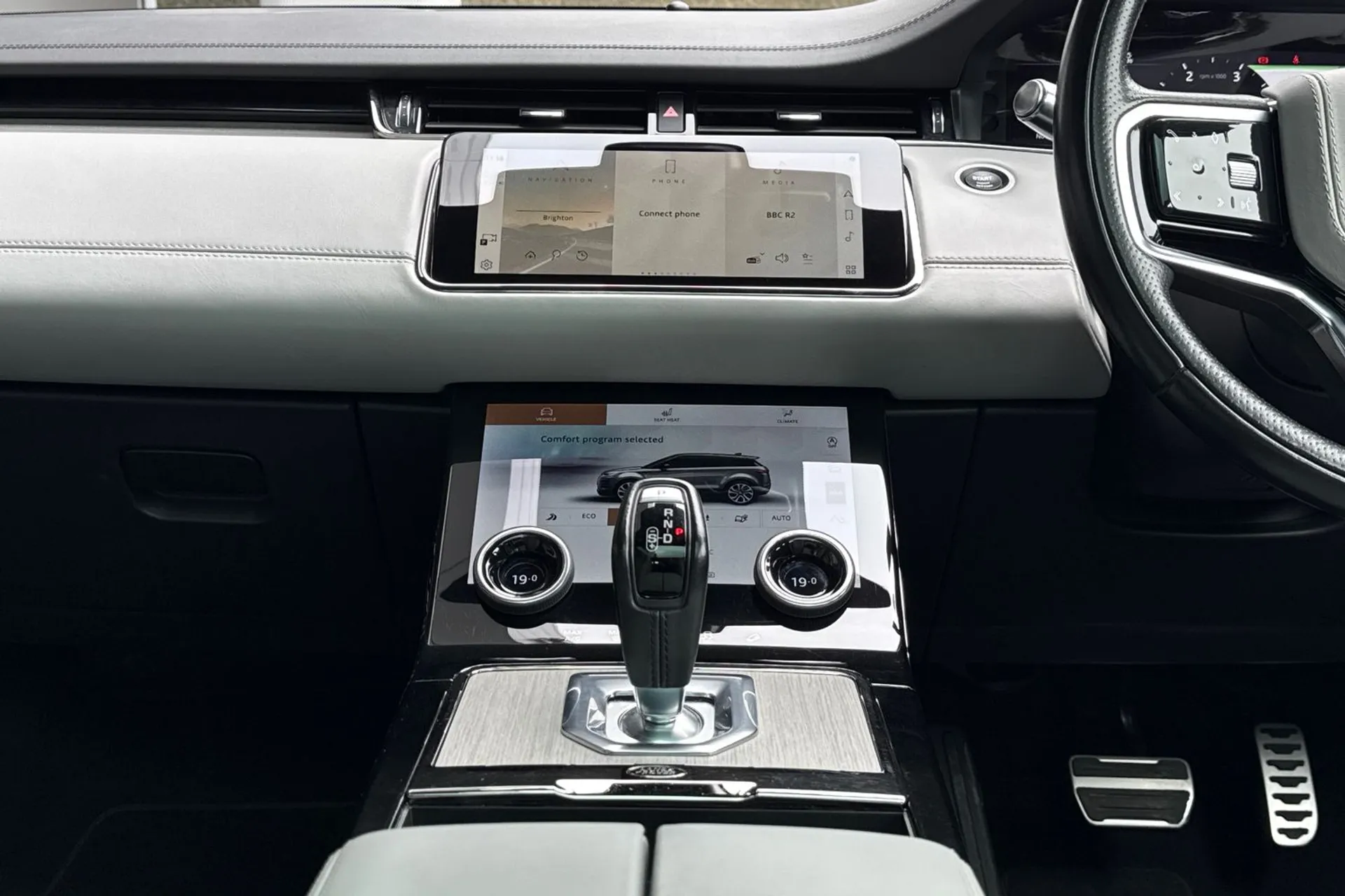 LAND ROVER RANGE ROVER EVOQUE thumbnail image number 45