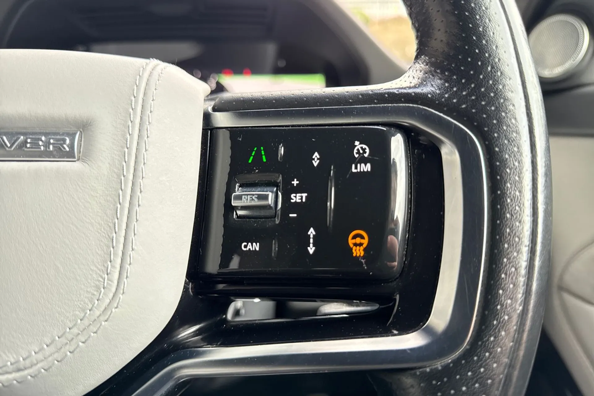 LAND ROVER RANGE ROVER EVOQUE thumbnail image number 47