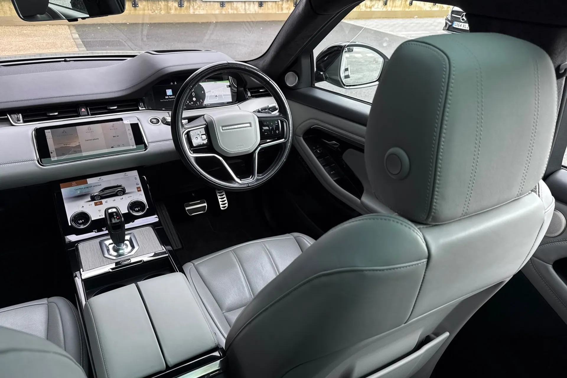 LAND ROVER RANGE ROVER EVOQUE thumbnail image number 43