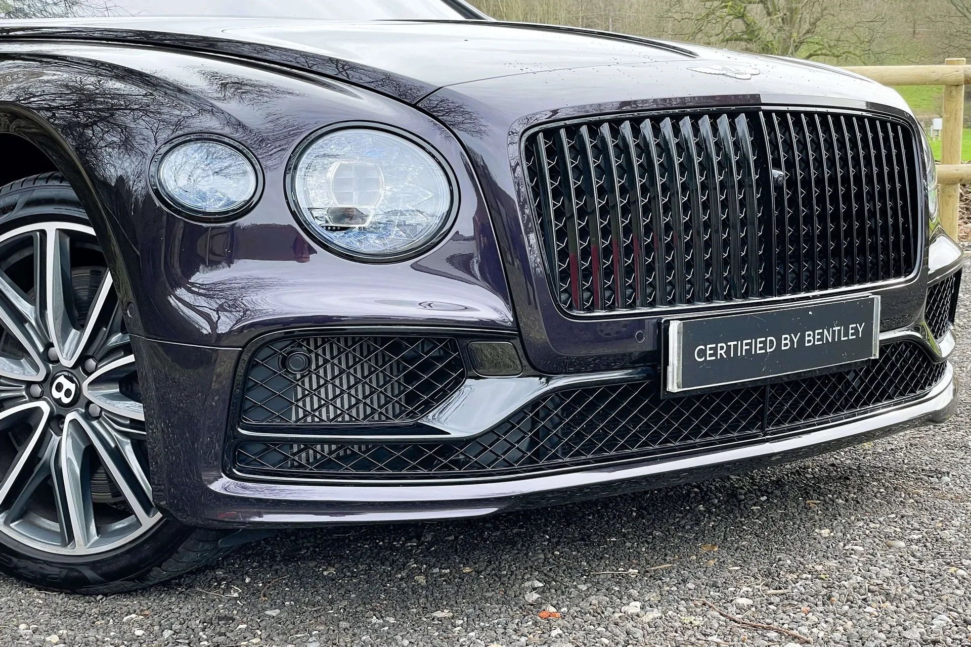 Bentley FLYING SPUR thumbnail image number 7