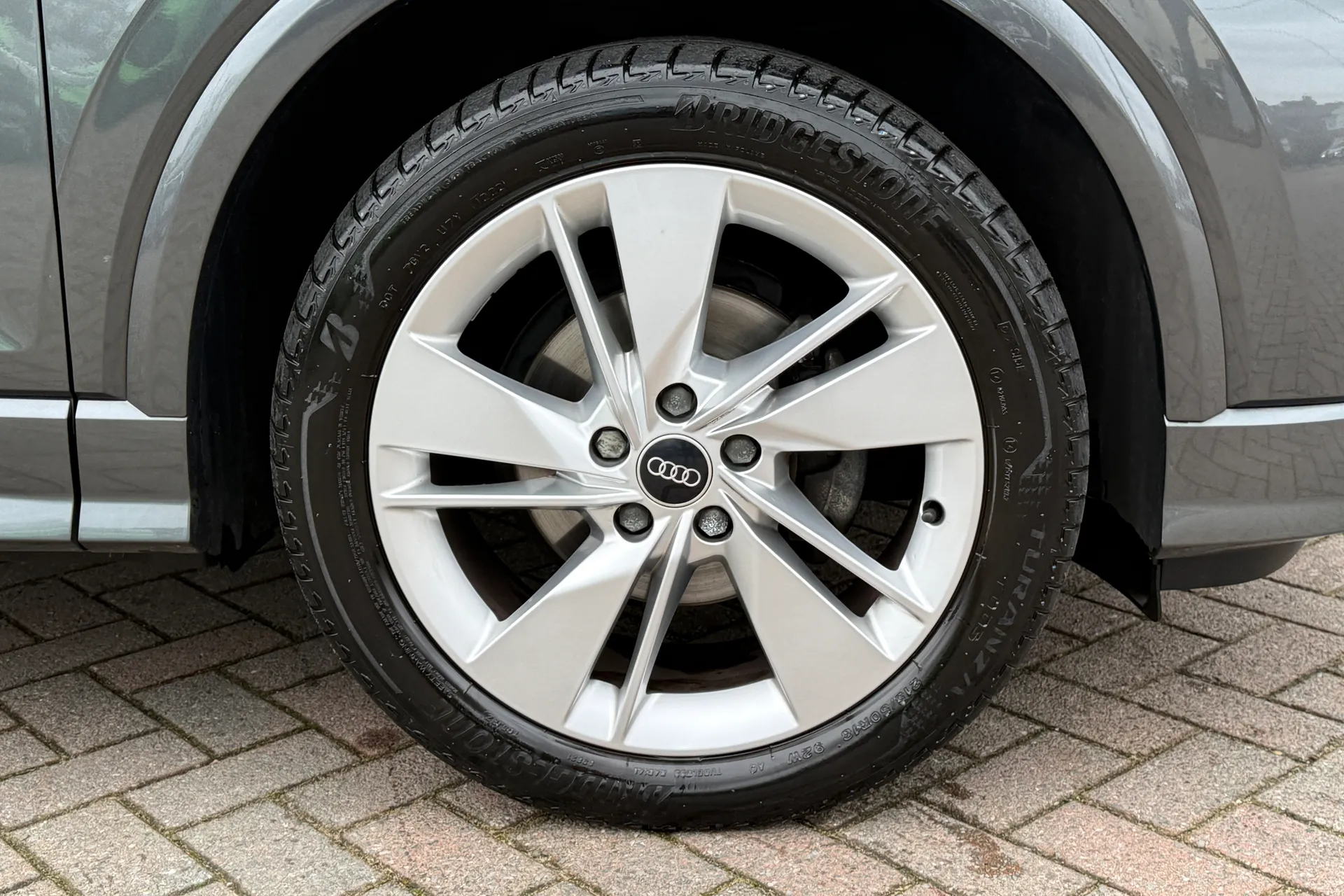 Audi Q2 thumbnail image number 41