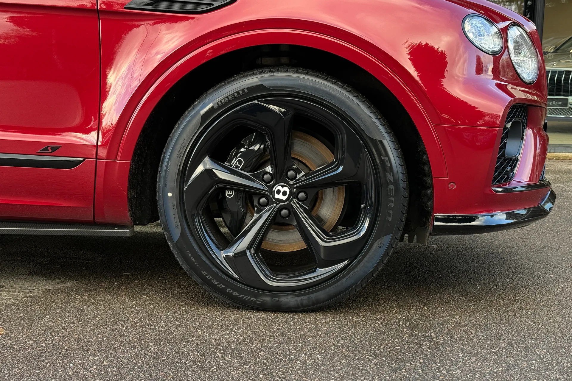 Bentley BENTAYGA thumbnail image number 9