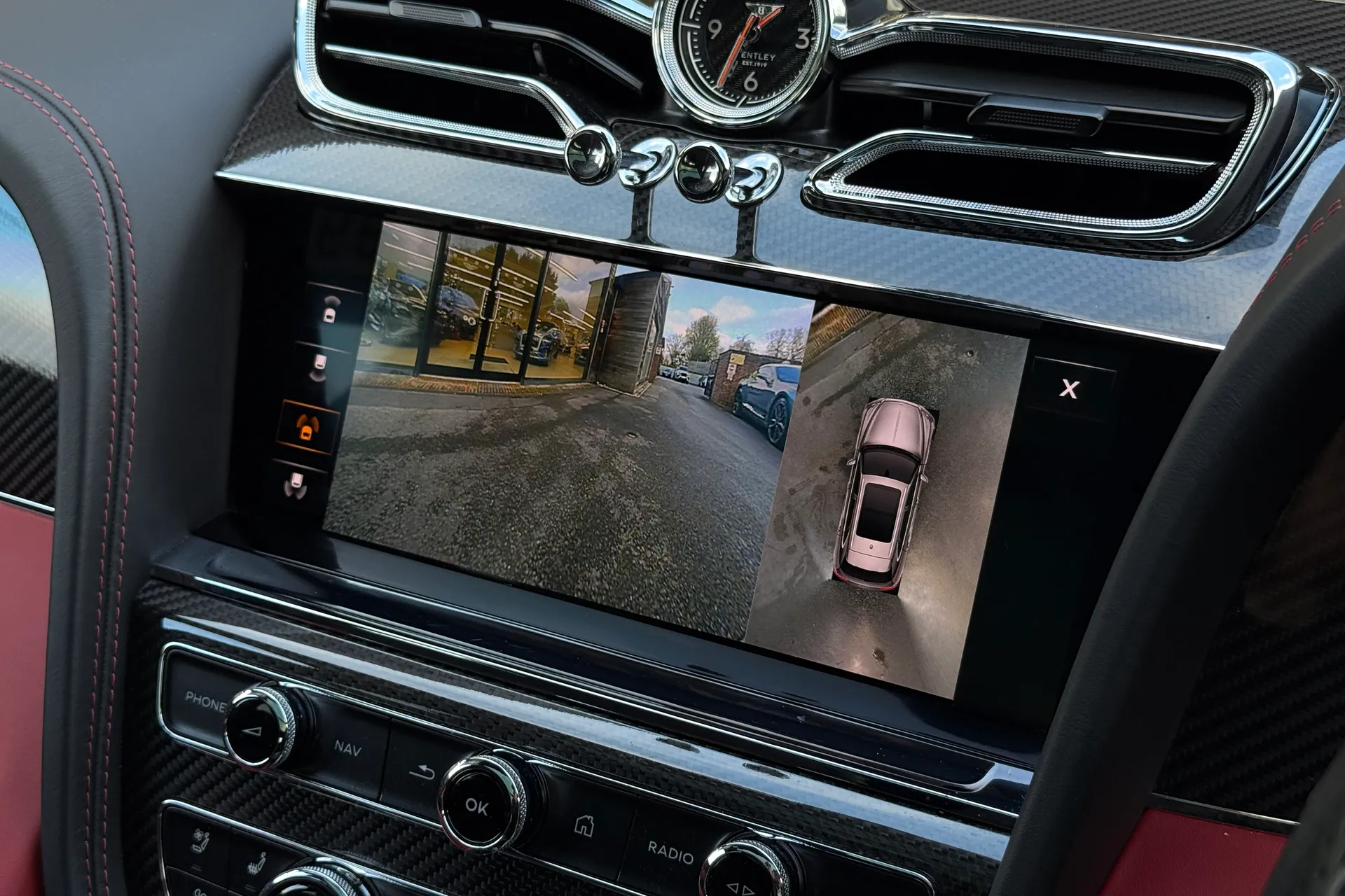 Bentley BENTAYGA thumbnail image number 49