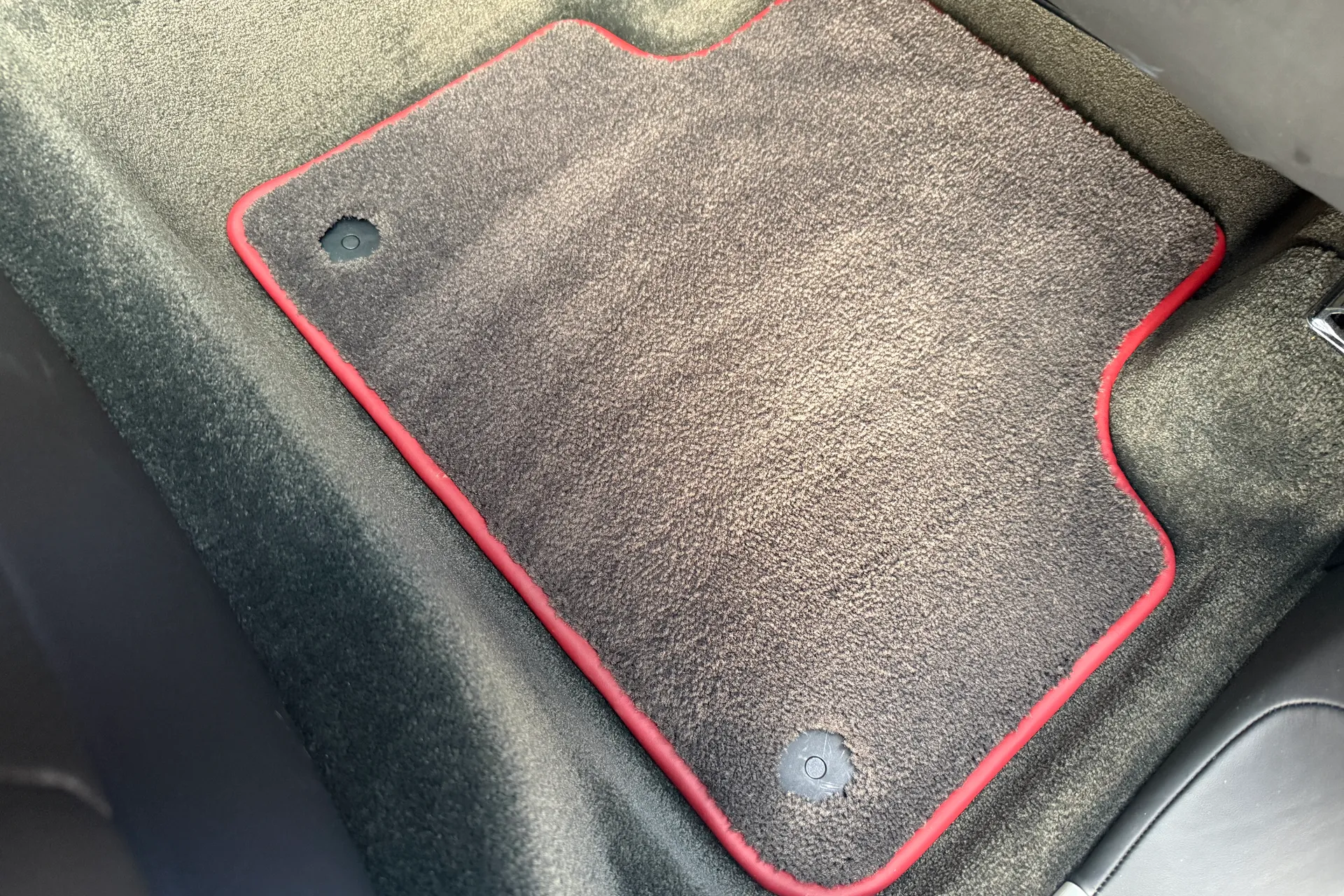 Bentley BENTAYGA thumbnail image number 23