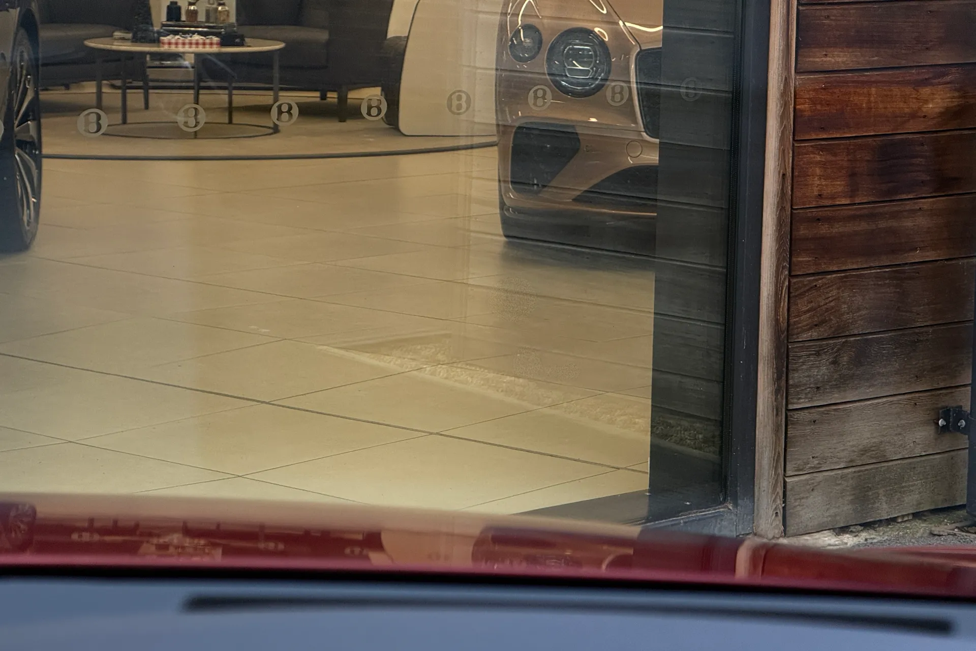 Bentley BENTAYGA thumbnail image number 45