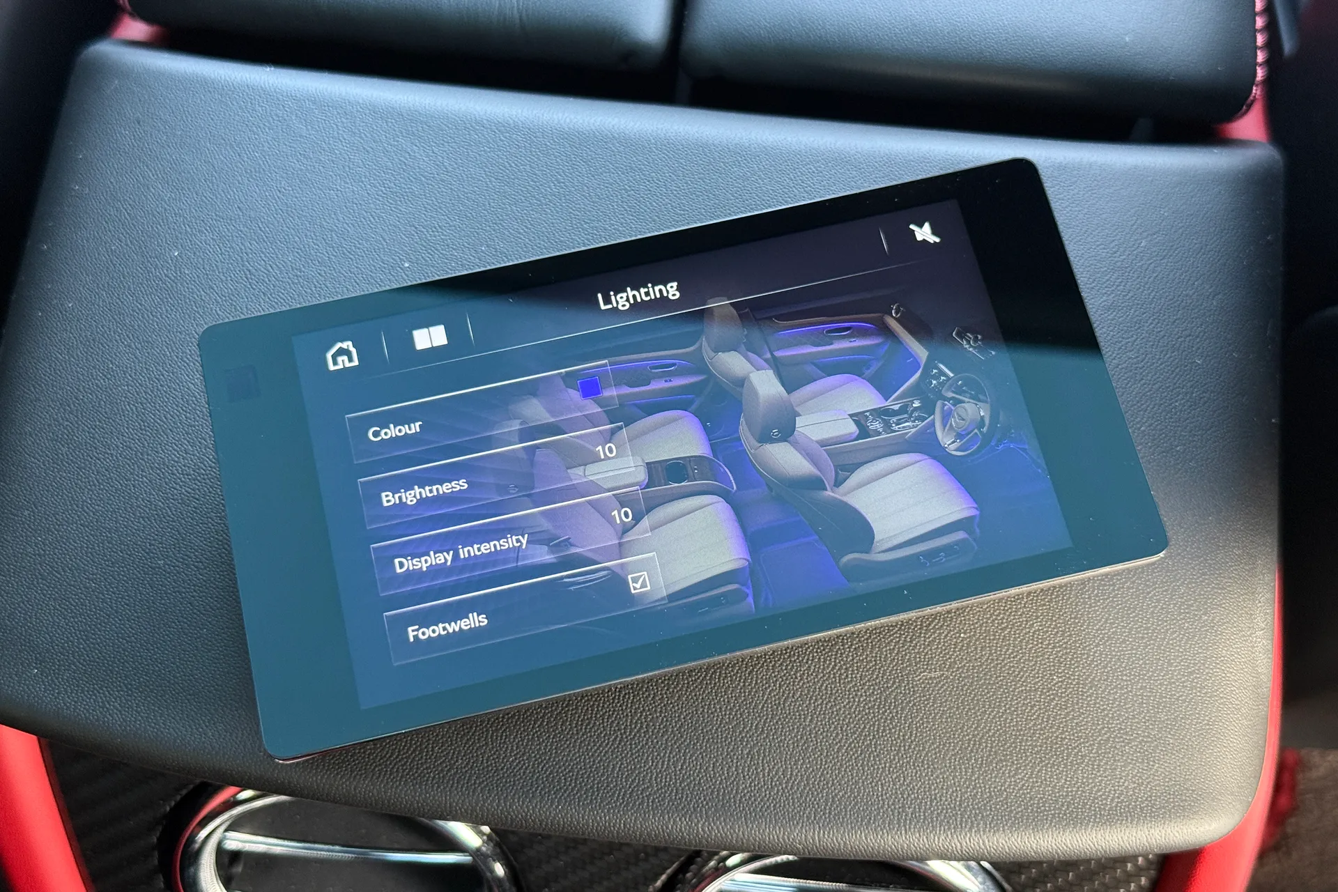 Bentley BENTAYGA thumbnail image number 31