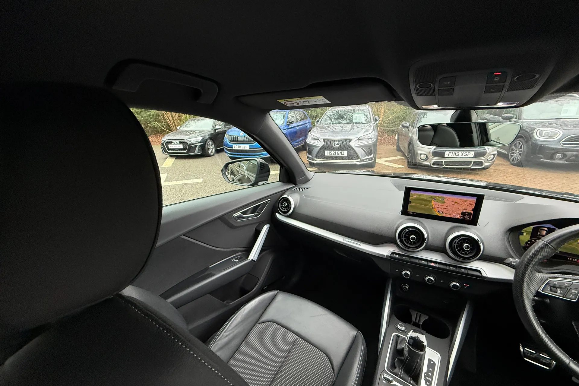 Audi Q2 thumbnail image number 96