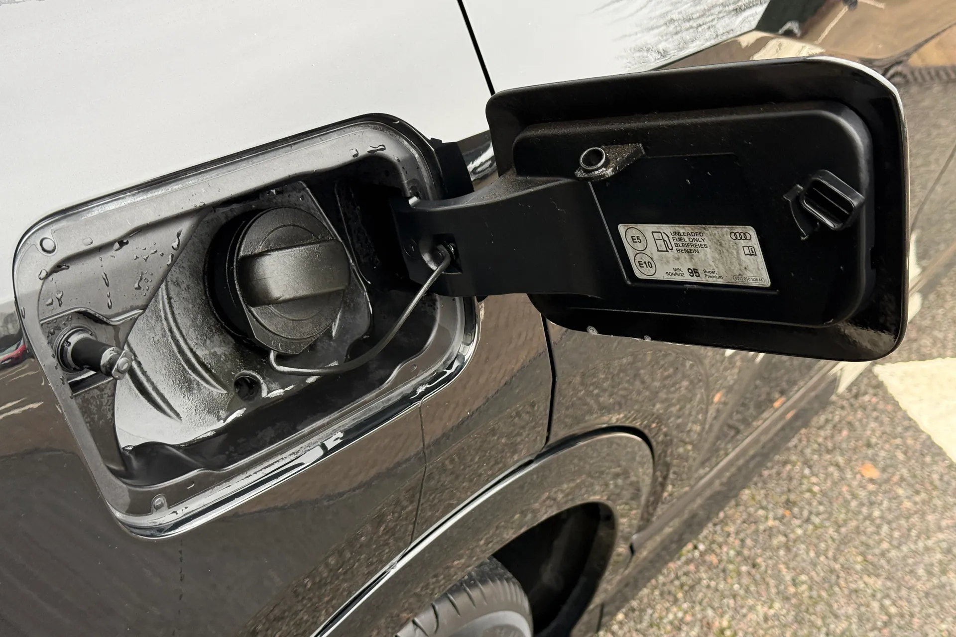 Audi Q2 thumbnail image number 31