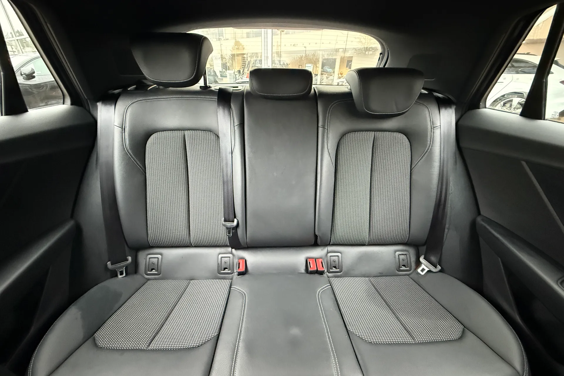 Audi Q2 thumbnail image number 22