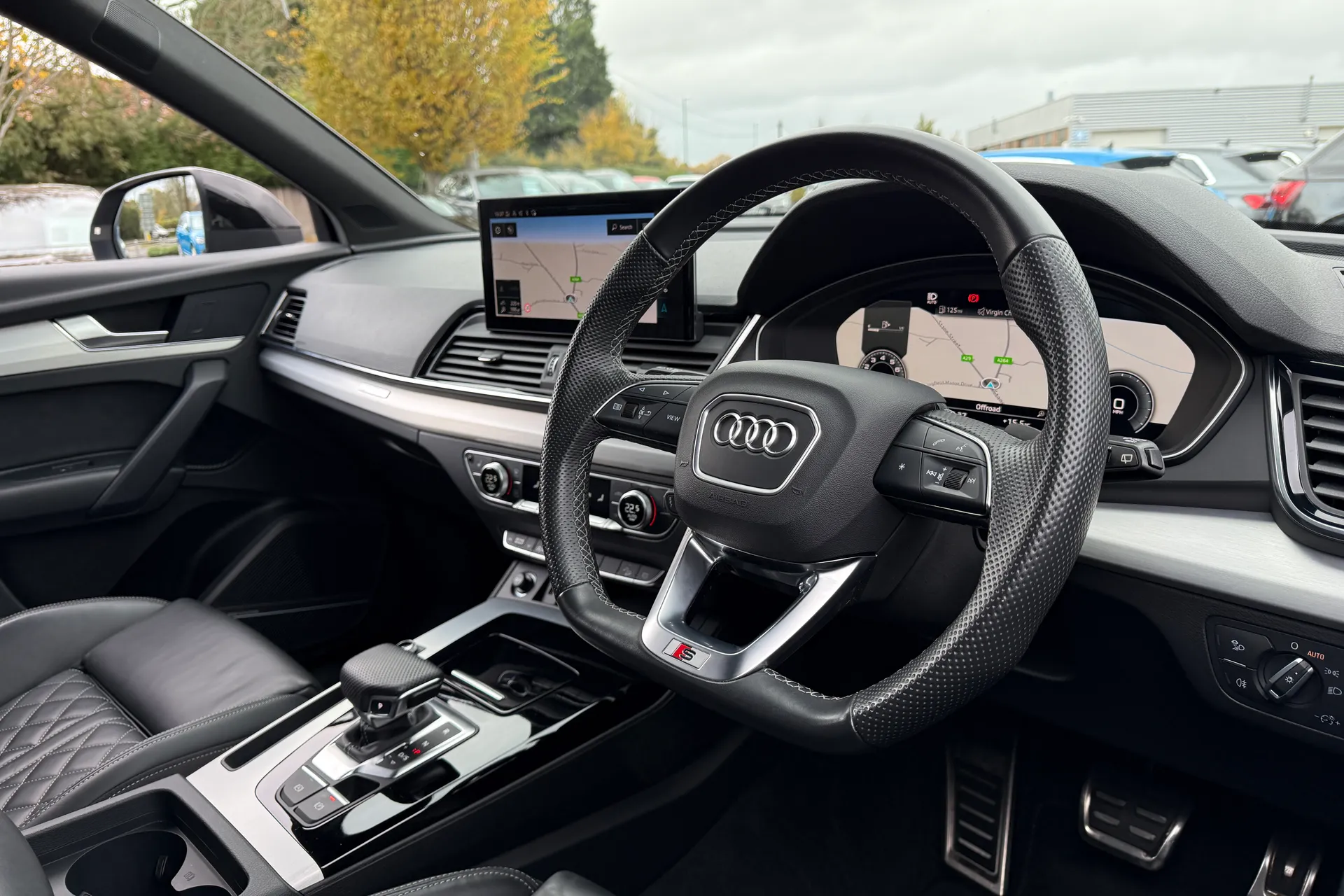 Audi Q5 thumbnail image number 28