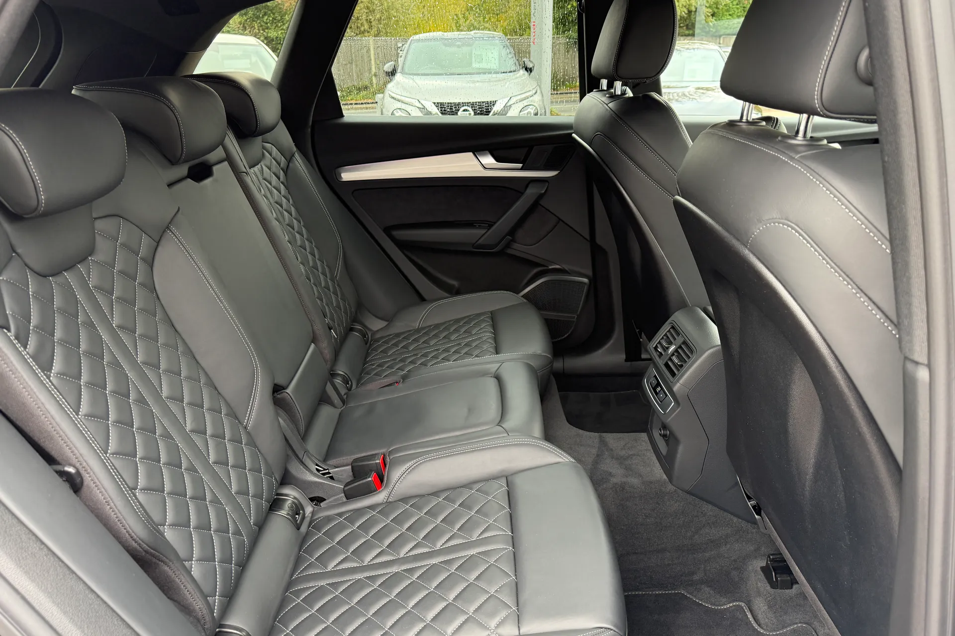 Audi Q5 thumbnail image number 44