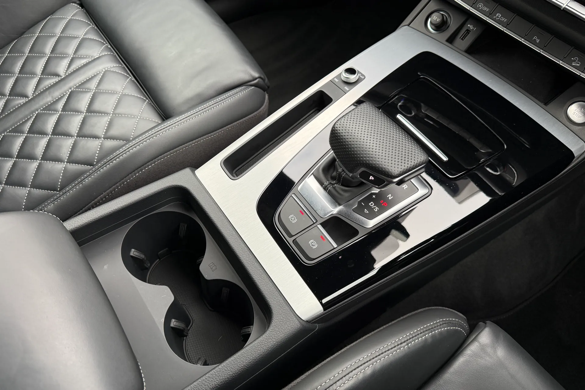 Audi Q5 thumbnail image number 39