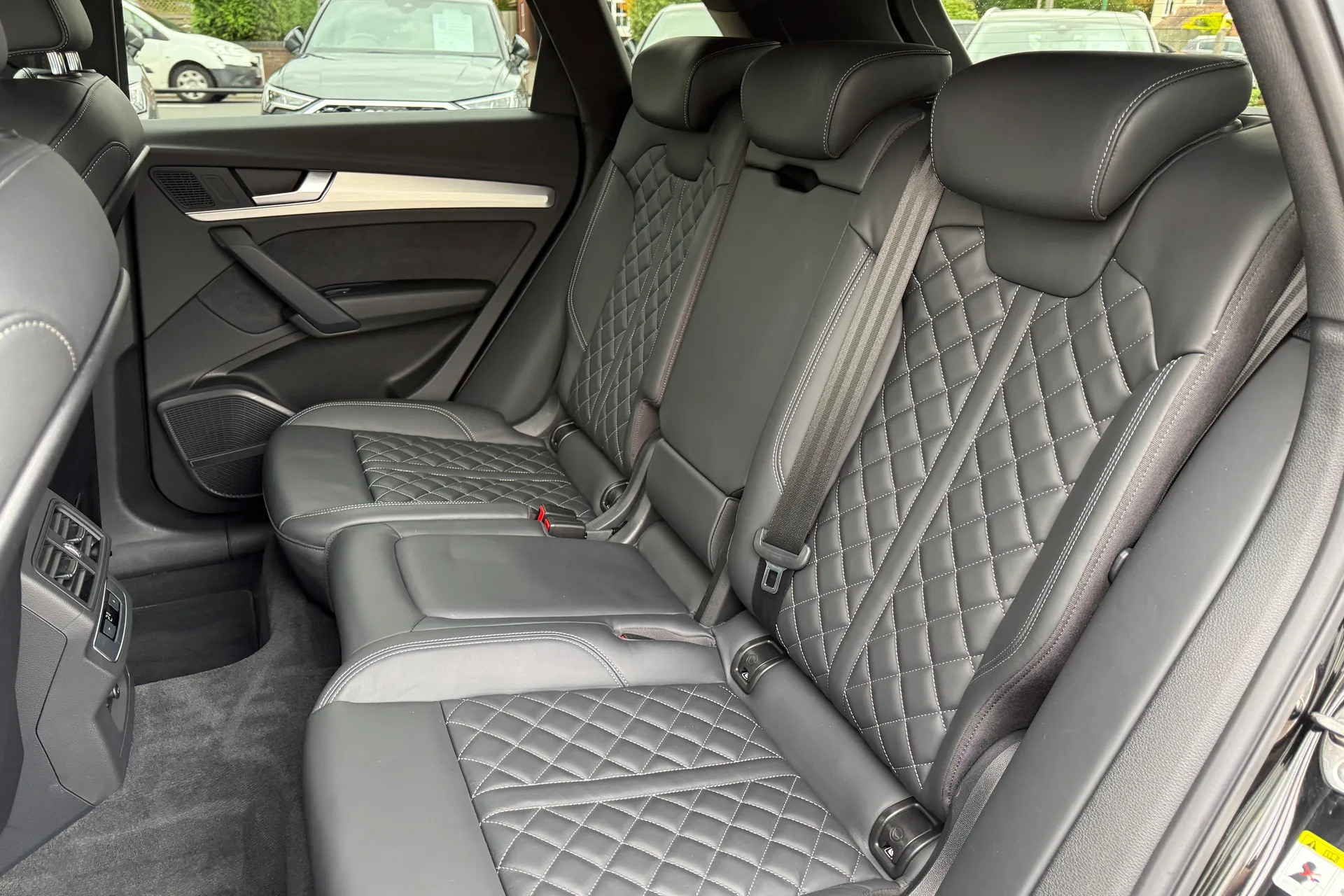 Audi Q5 thumbnail image number 42