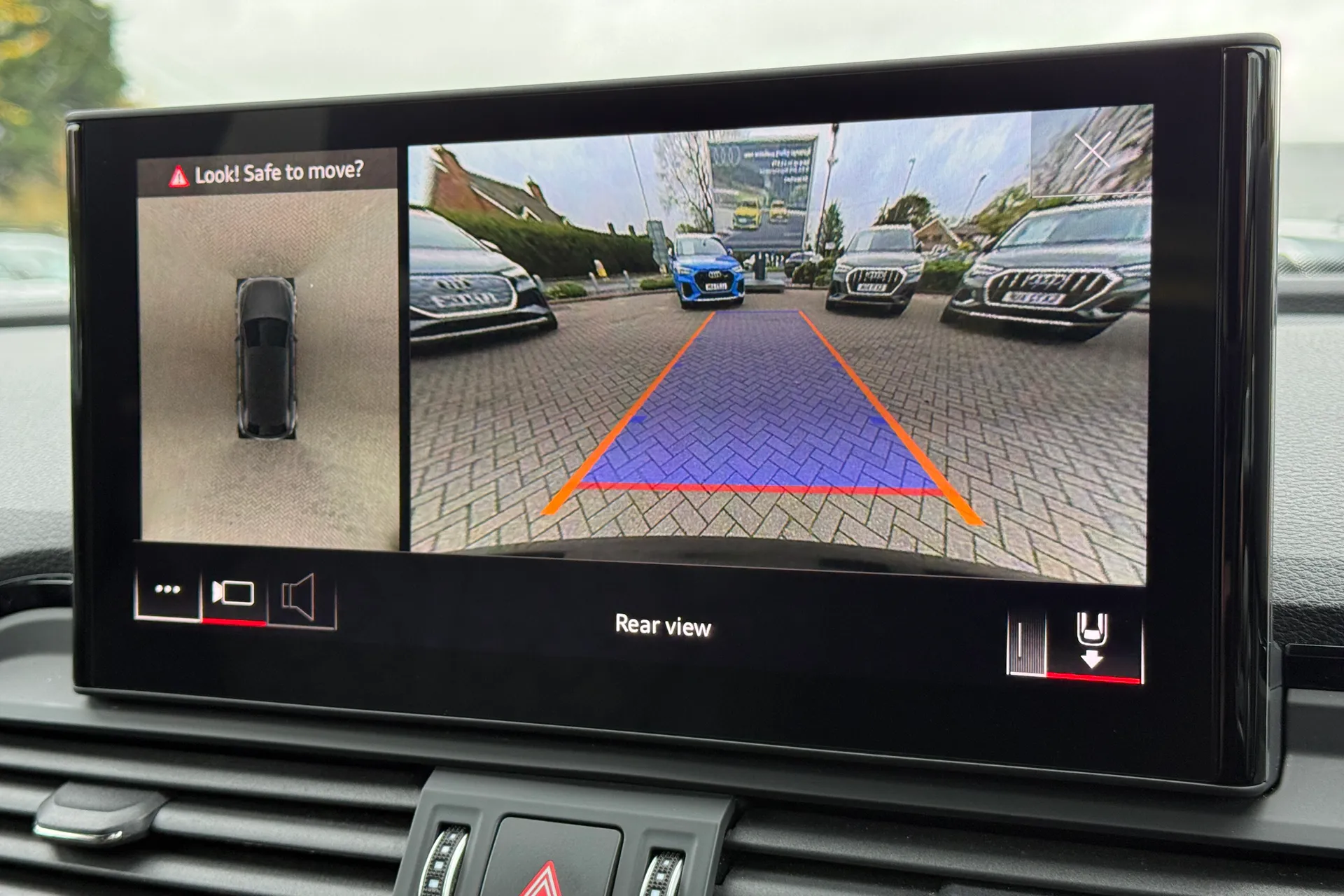 Audi Q5 thumbnail image number 4