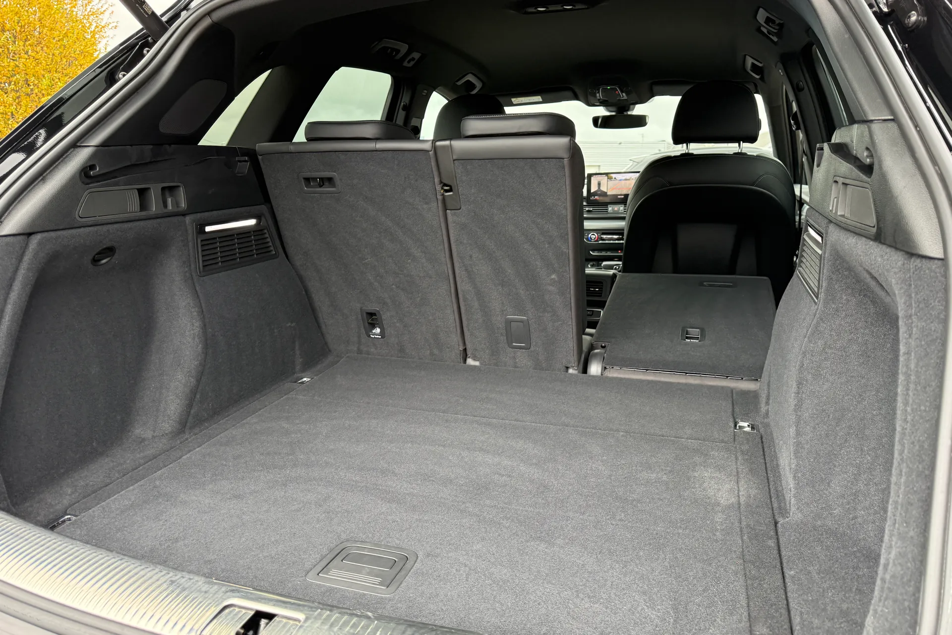 Audi Q5 thumbnail image number 35