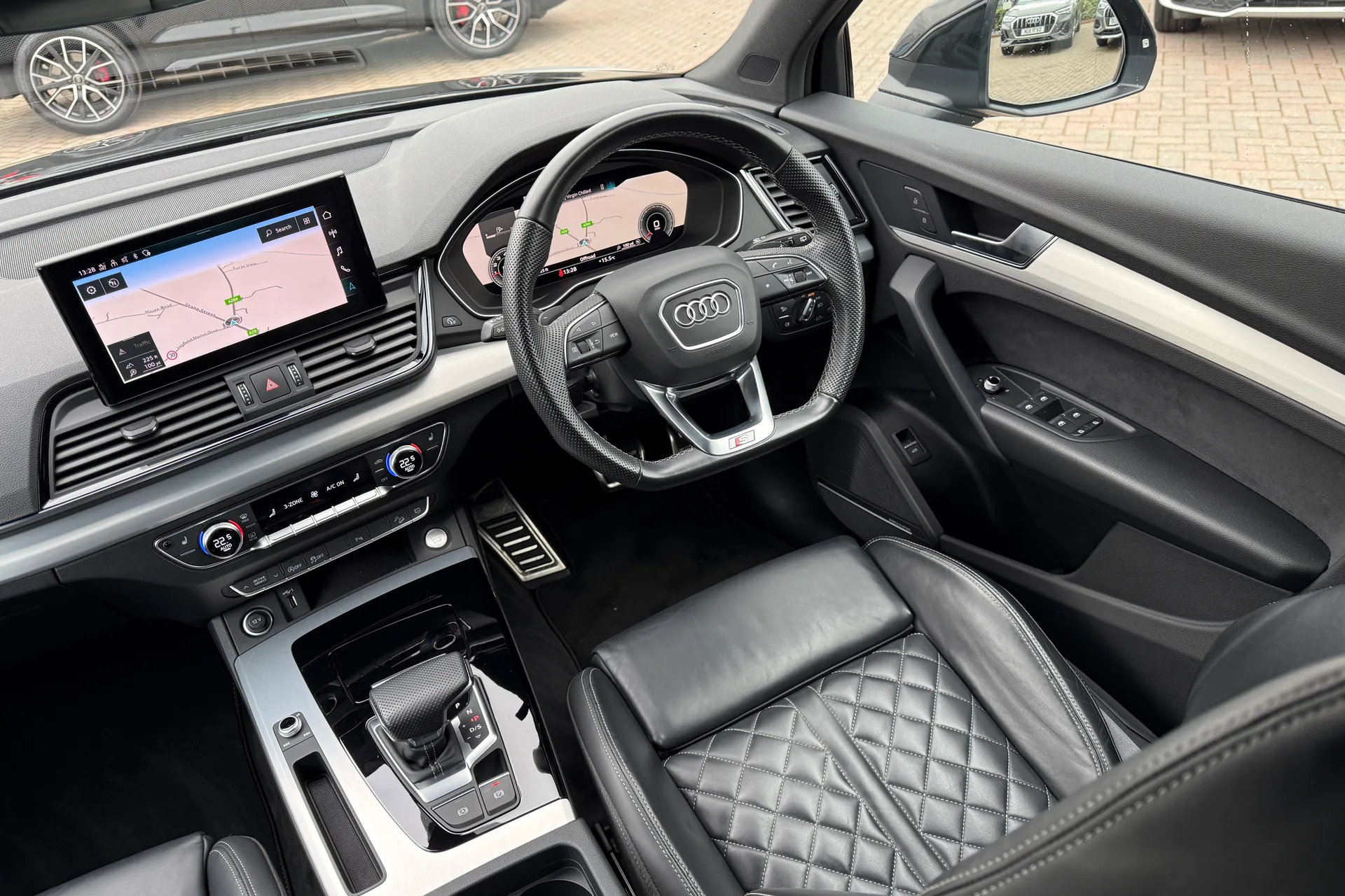 Audi Q5 thumbnail image number 41