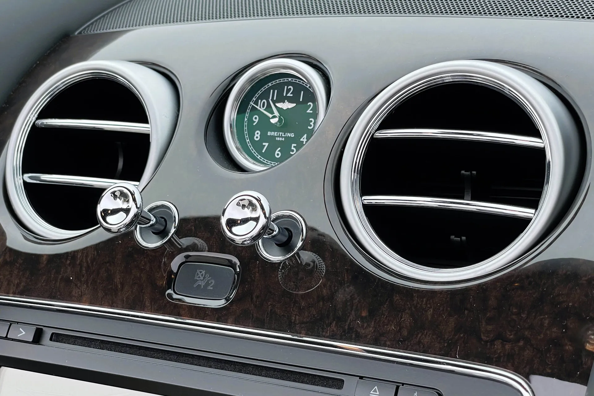 Bentley Continental thumbnail image number 17