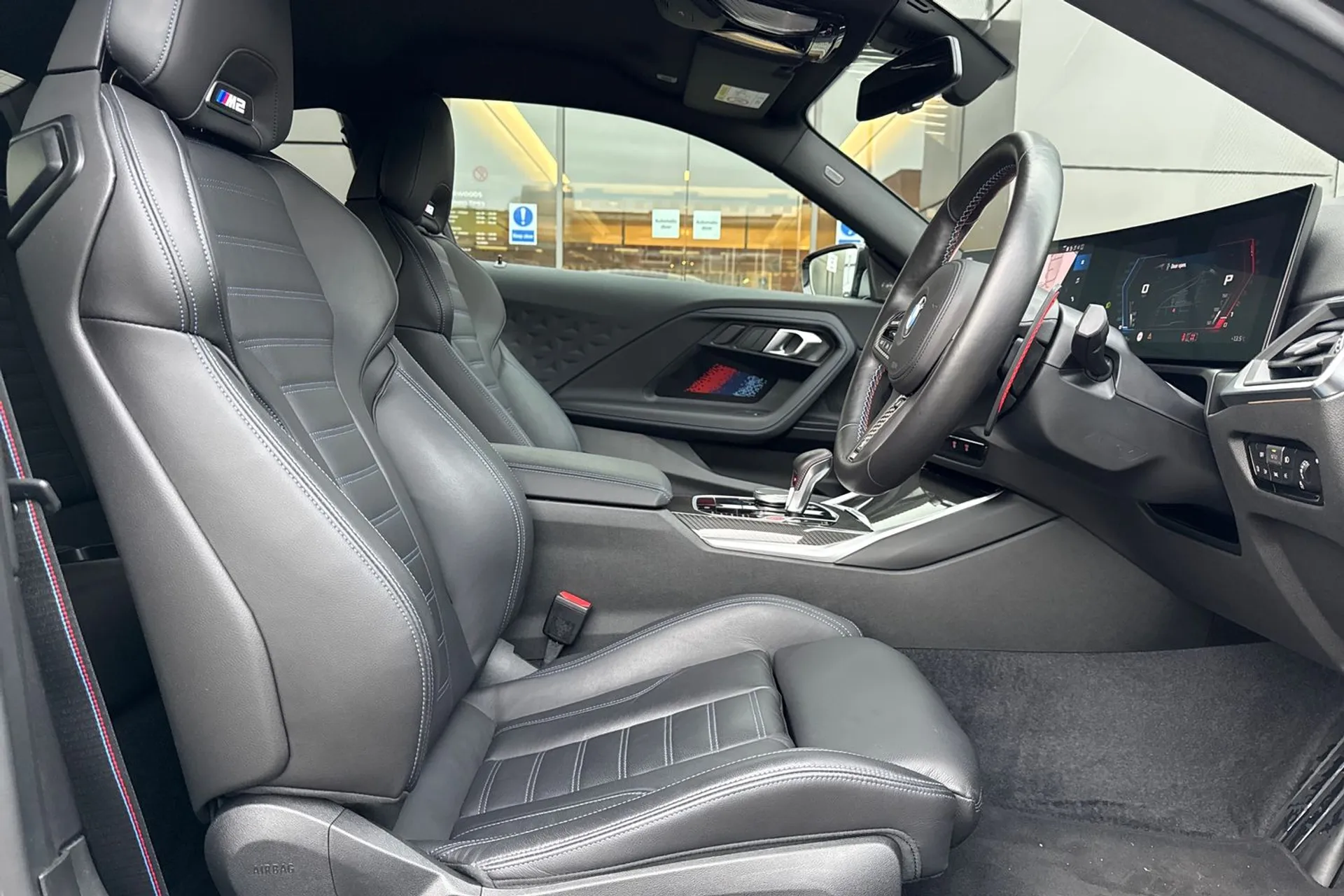 BMW M2 thumbnail image number 20