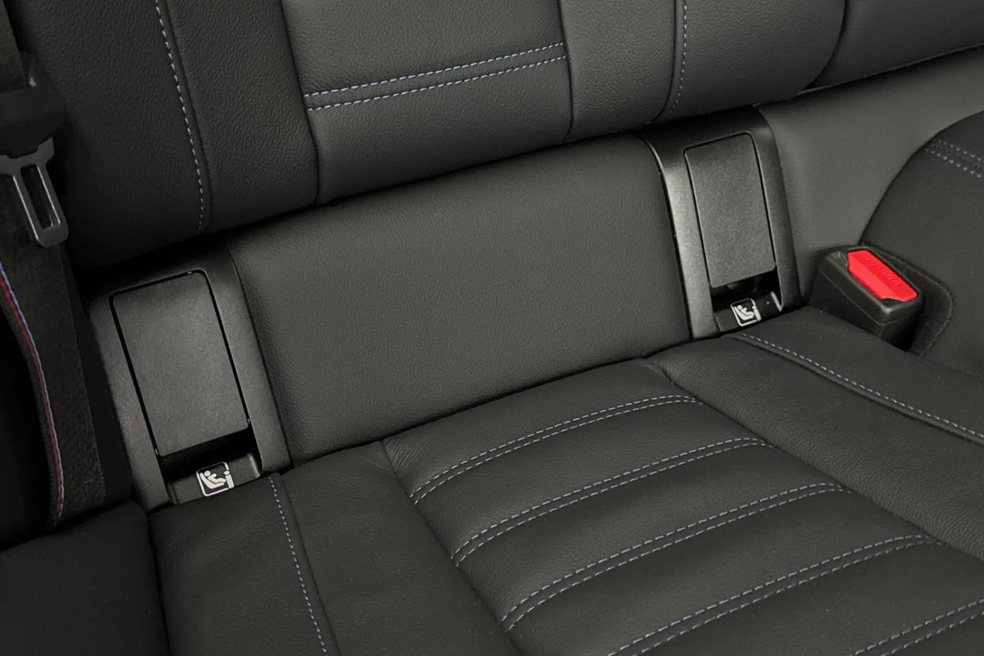 BMW M2 thumbnail image number 32