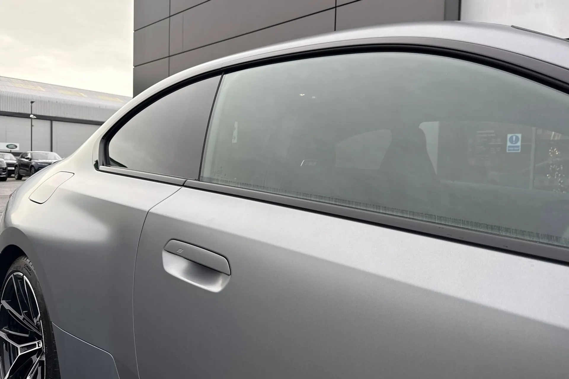 BMW M2 thumbnail image number 35