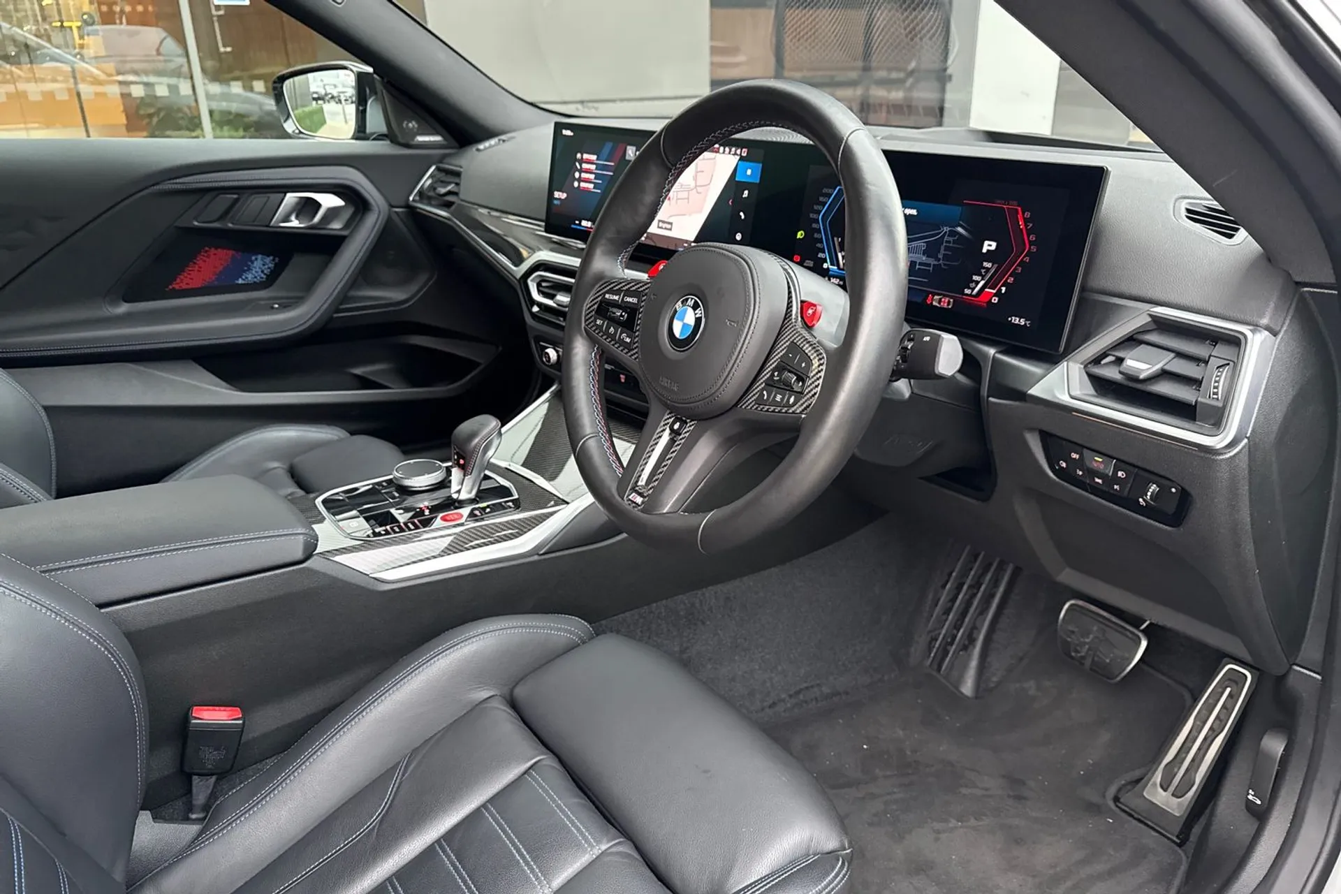 BMW M2 thumbnail image number 21