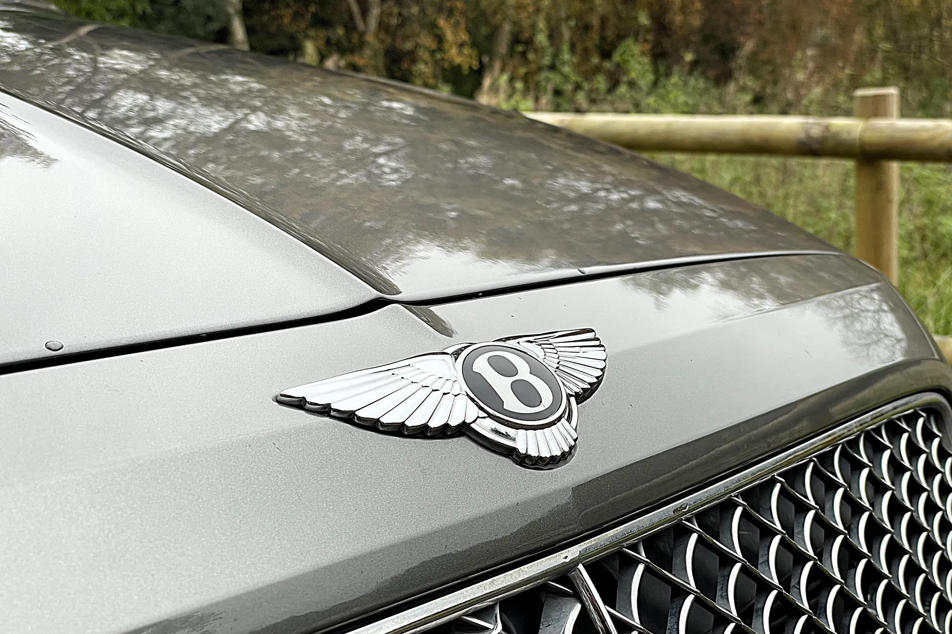 Bentley BENTAYGA thumbnail image number 8