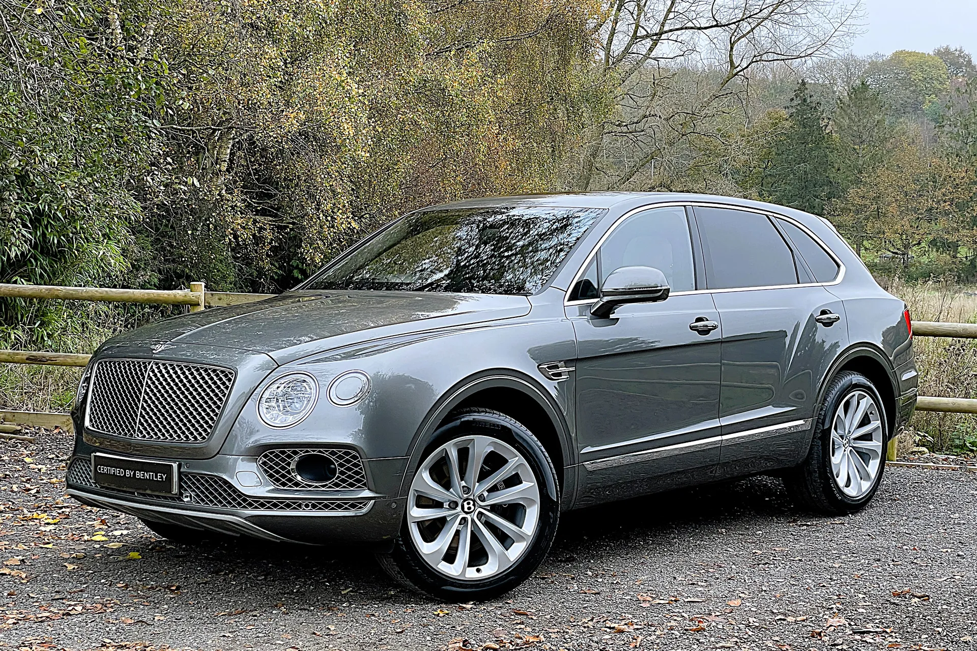 Bentley BENTAYGA thumbnail image number 6