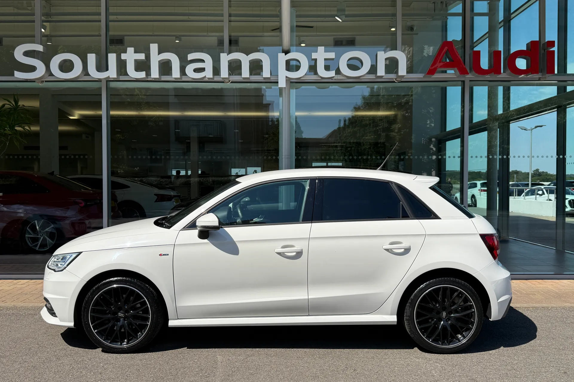 Audi A1 thumbnail image number 49