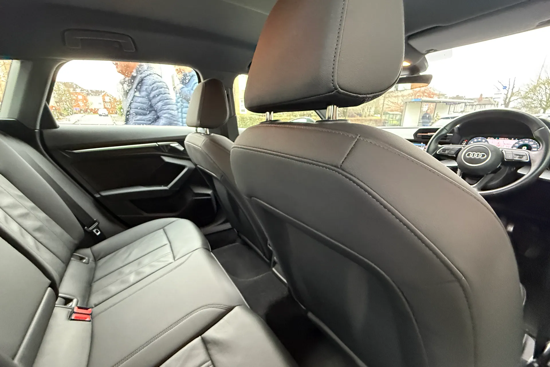 Audi A3 thumbnail image number 32