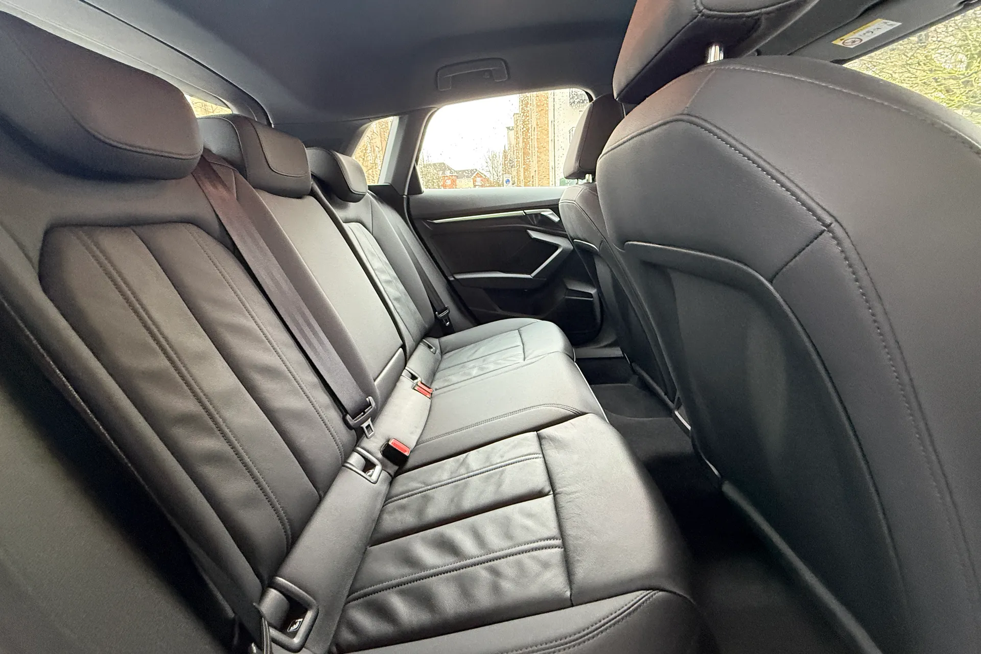 Audi A3 thumbnail image number 31